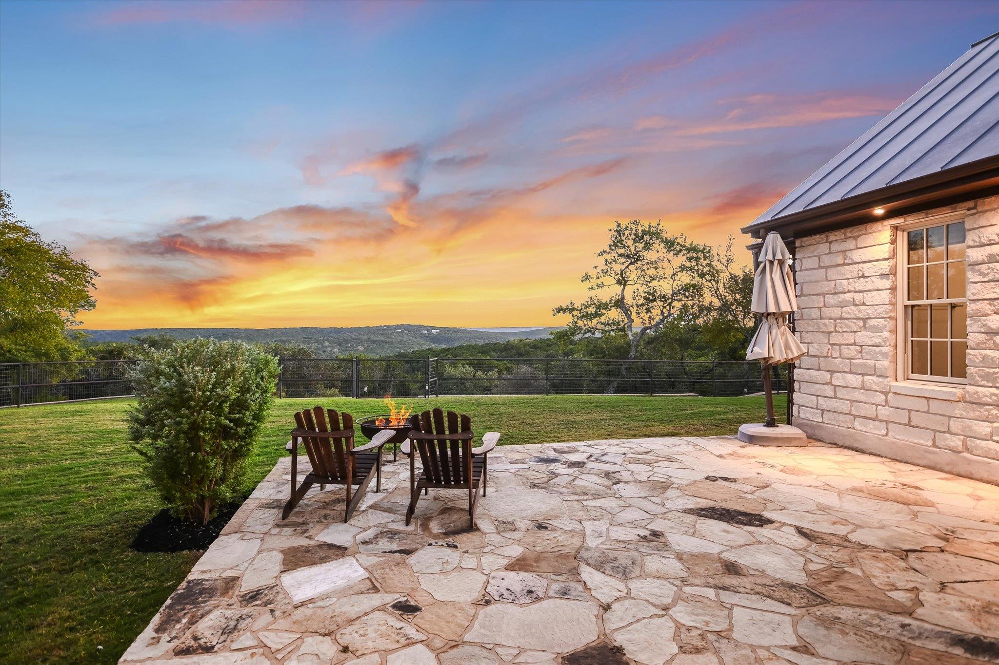 Wimberley, Texas, 78676, United States, 5 Bedrooms Bedrooms, ,4 BathroomsBathrooms,Residential,Active,1973530