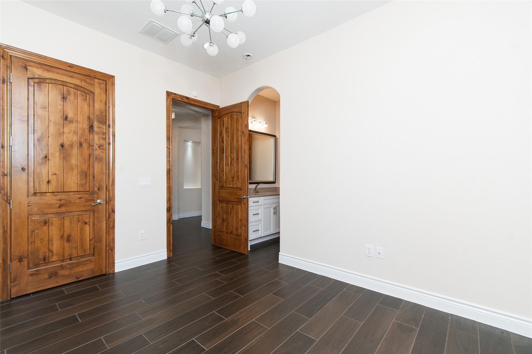 Georgetown, Texas, 78626, United States, ,3 BathroomsBathrooms,Residential,Active,1701682