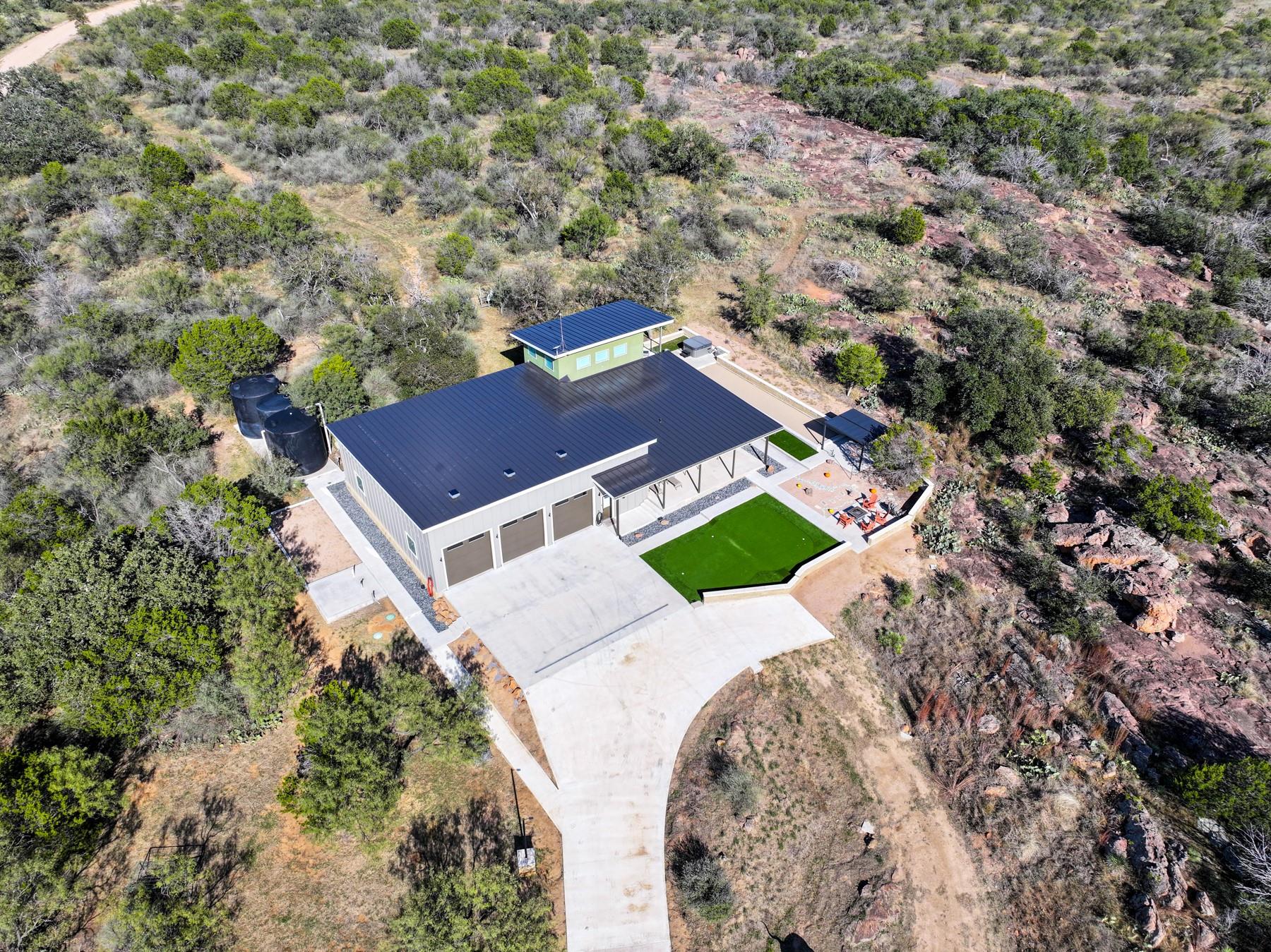 Burnet, Texas, 78611, United States, 2 Bedrooms Bedrooms, ,3 BathroomsBathrooms,Residential,Active,1989785