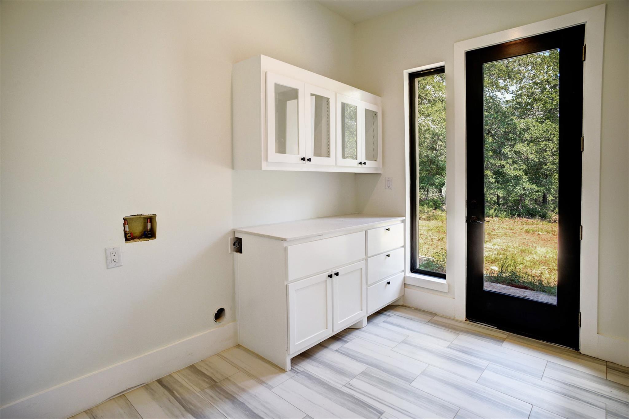 Red Rock, Texas, 78662, United States, ,4 BathroomsBathrooms,Residential,Active,1781796