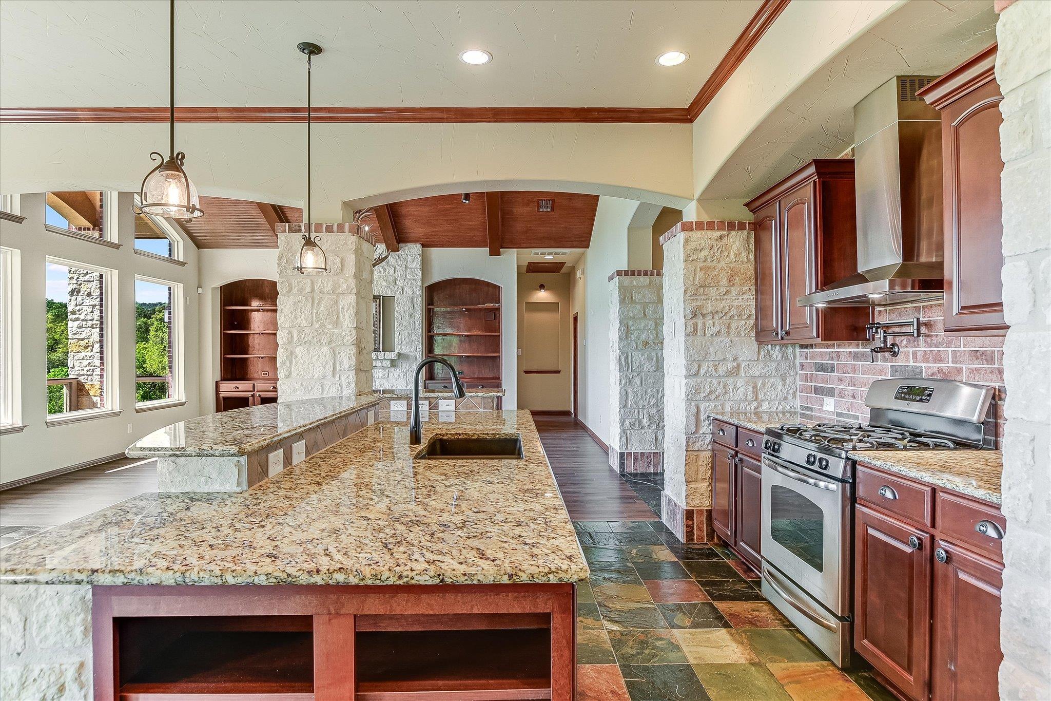 Canyon Lake, Texas, 78133, United States, 4 Bedrooms Bedrooms, ,5 BathroomsBathrooms,Residential,Active,1765078