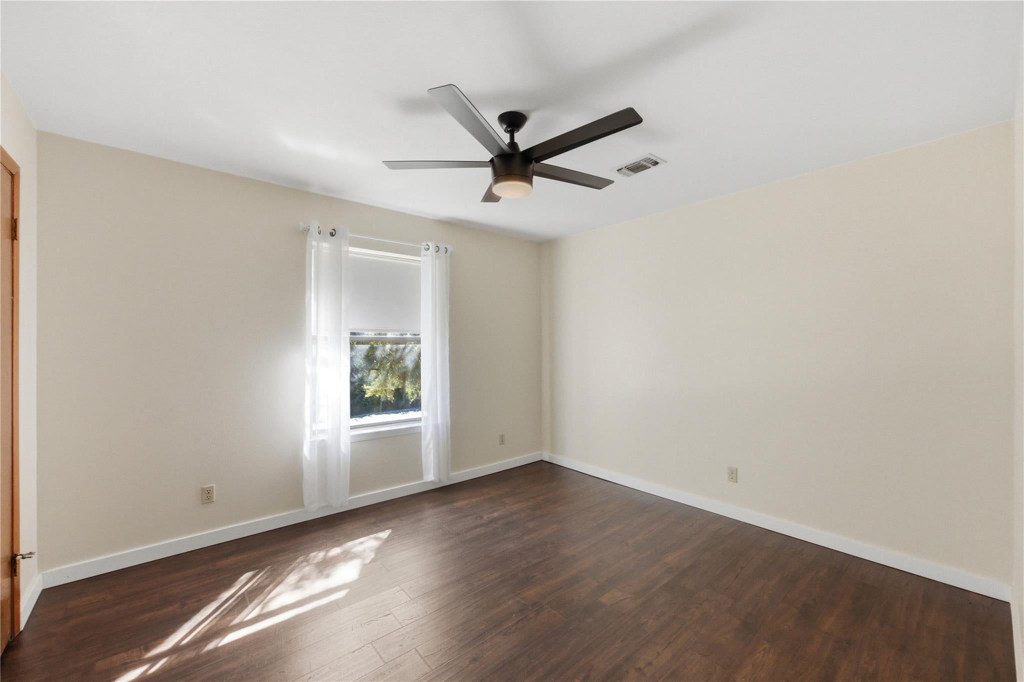 Austin, Texas, 78726, United States, 4 Bedrooms Bedrooms, ,4 BathroomsBathrooms,Residential,Active,1992545