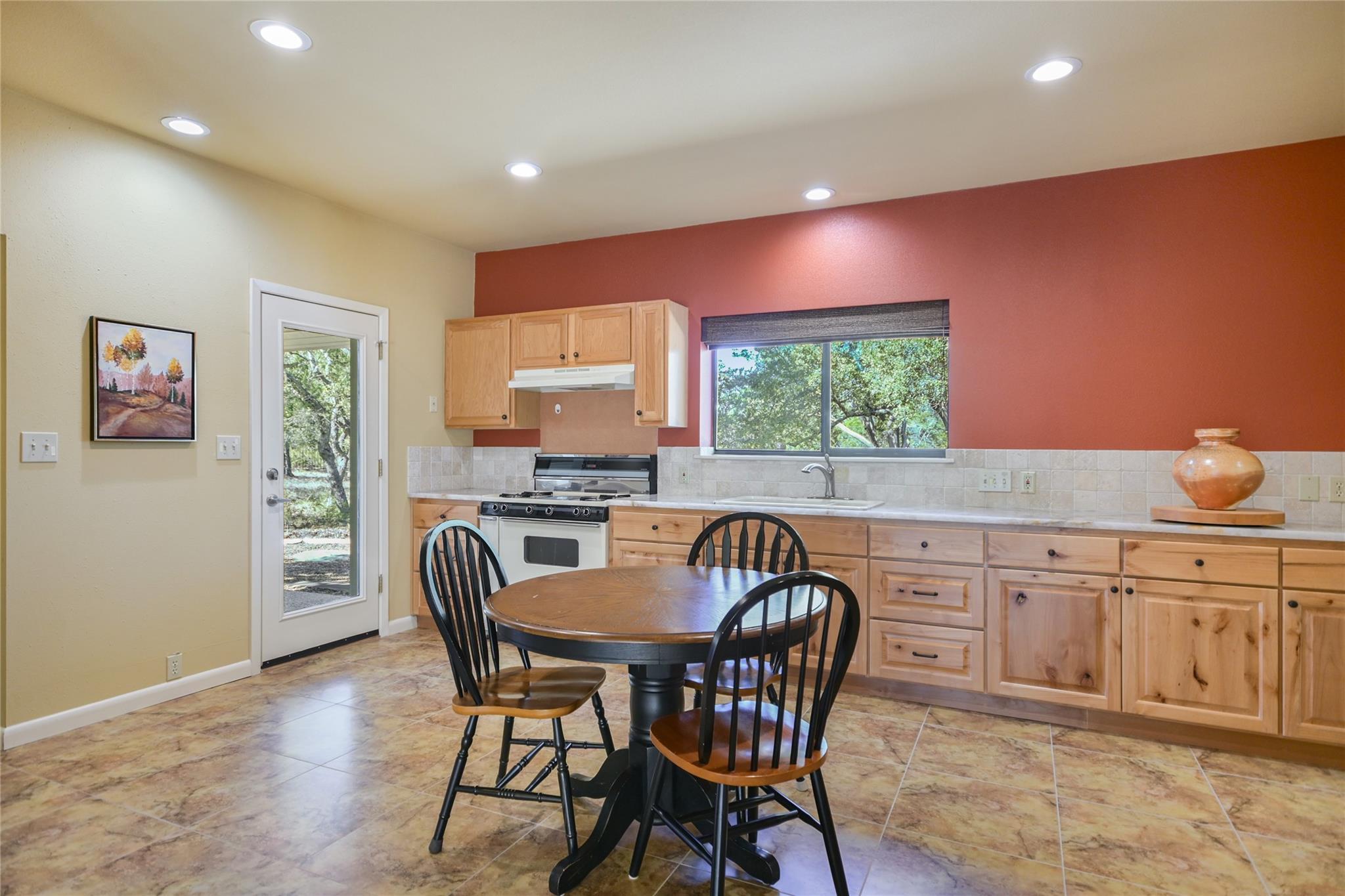 Dripping Springs, Texas, 78620, United States, ,3 BathroomsBathrooms,Residential,Active,1704418