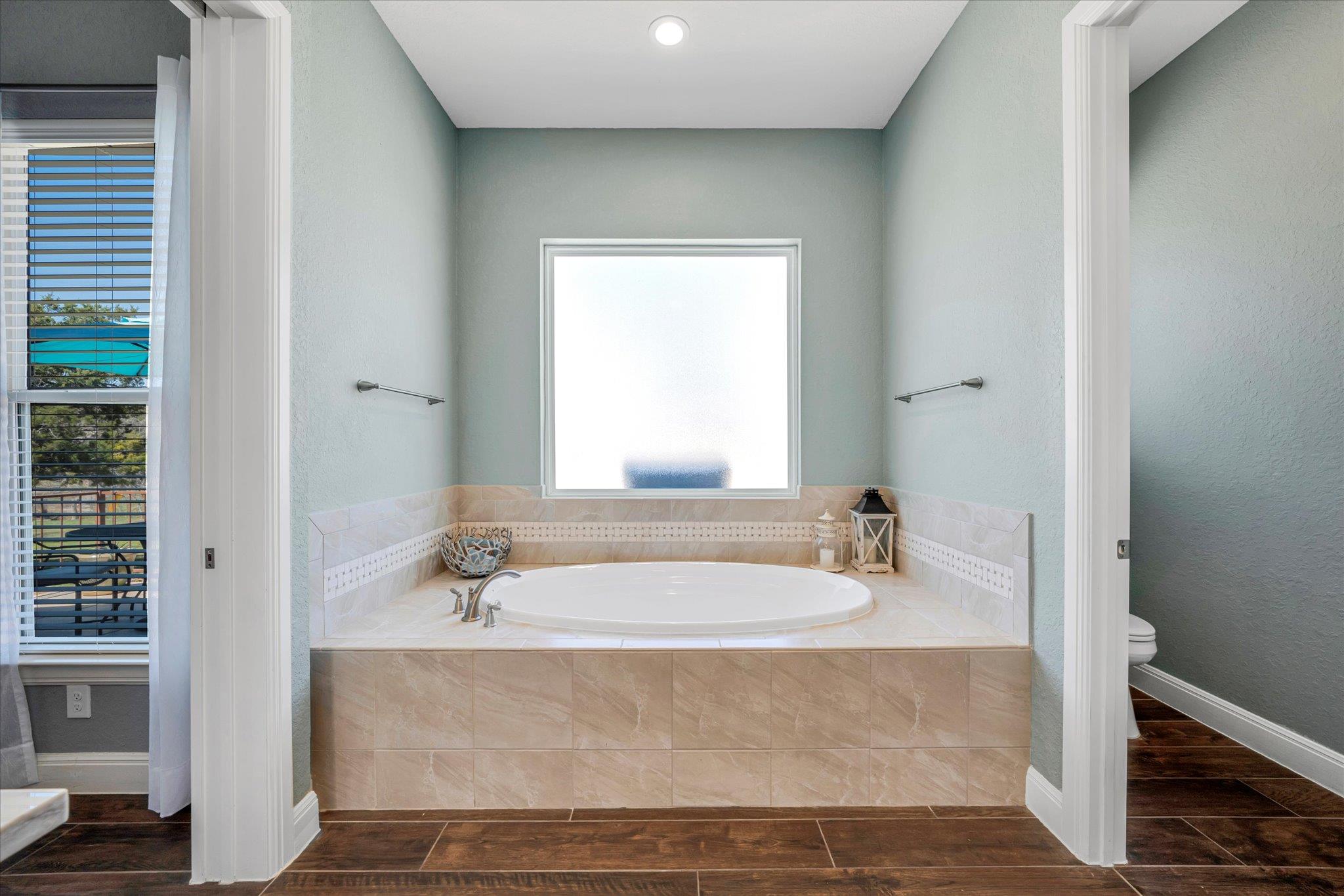 Wimberley, Texas, 78676, United States, 4 Bedrooms Bedrooms, ,4 BathroomsBathrooms,Residential,Active,1959958