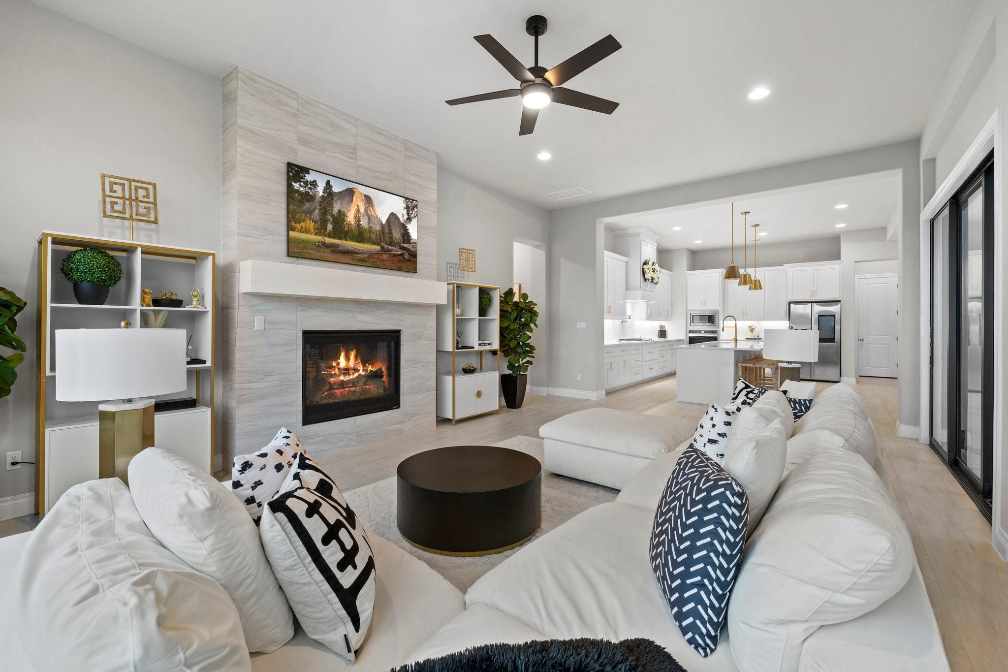 Lago Vista, Texas, 78645, United States, 5 Bedrooms Bedrooms, ,6 BathroomsBathrooms,Residential,Active,1959975