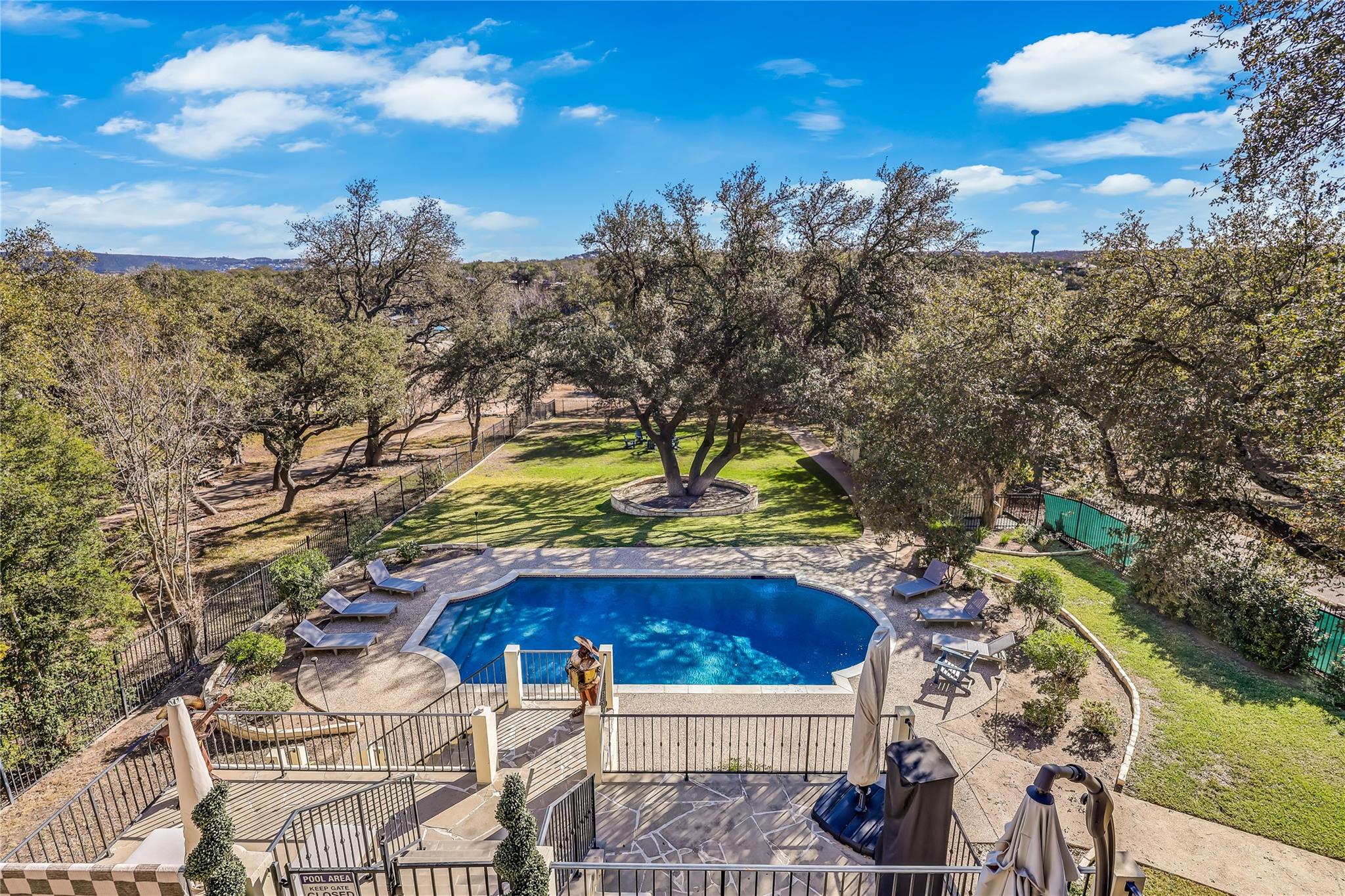 Austin, Texas, 78734, United States, 6 Bedrooms Bedrooms, ,7 BathroomsBathrooms,Residential,Active,2012899