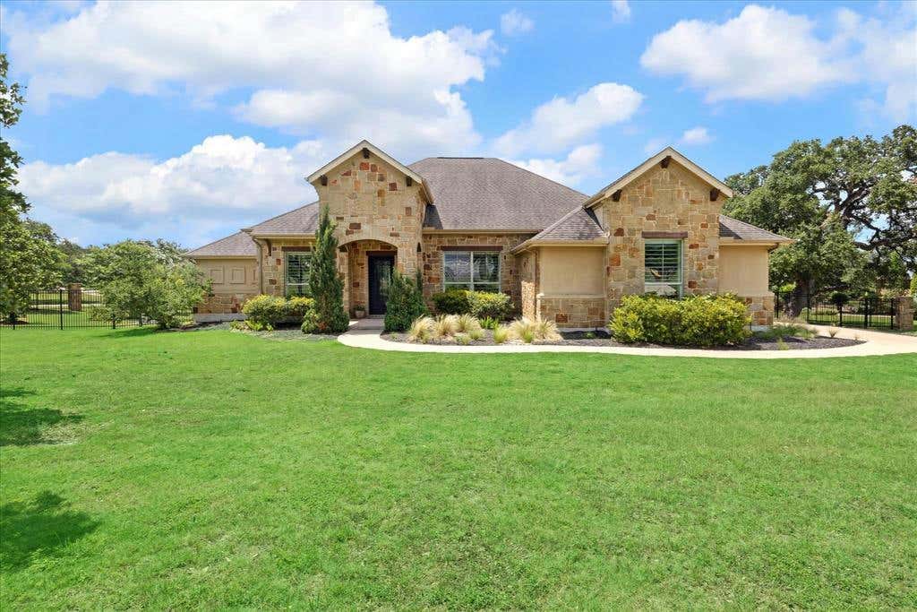 127 PINE POST CV, DRIFTWOOD, TX 78619, photo 1 of 40