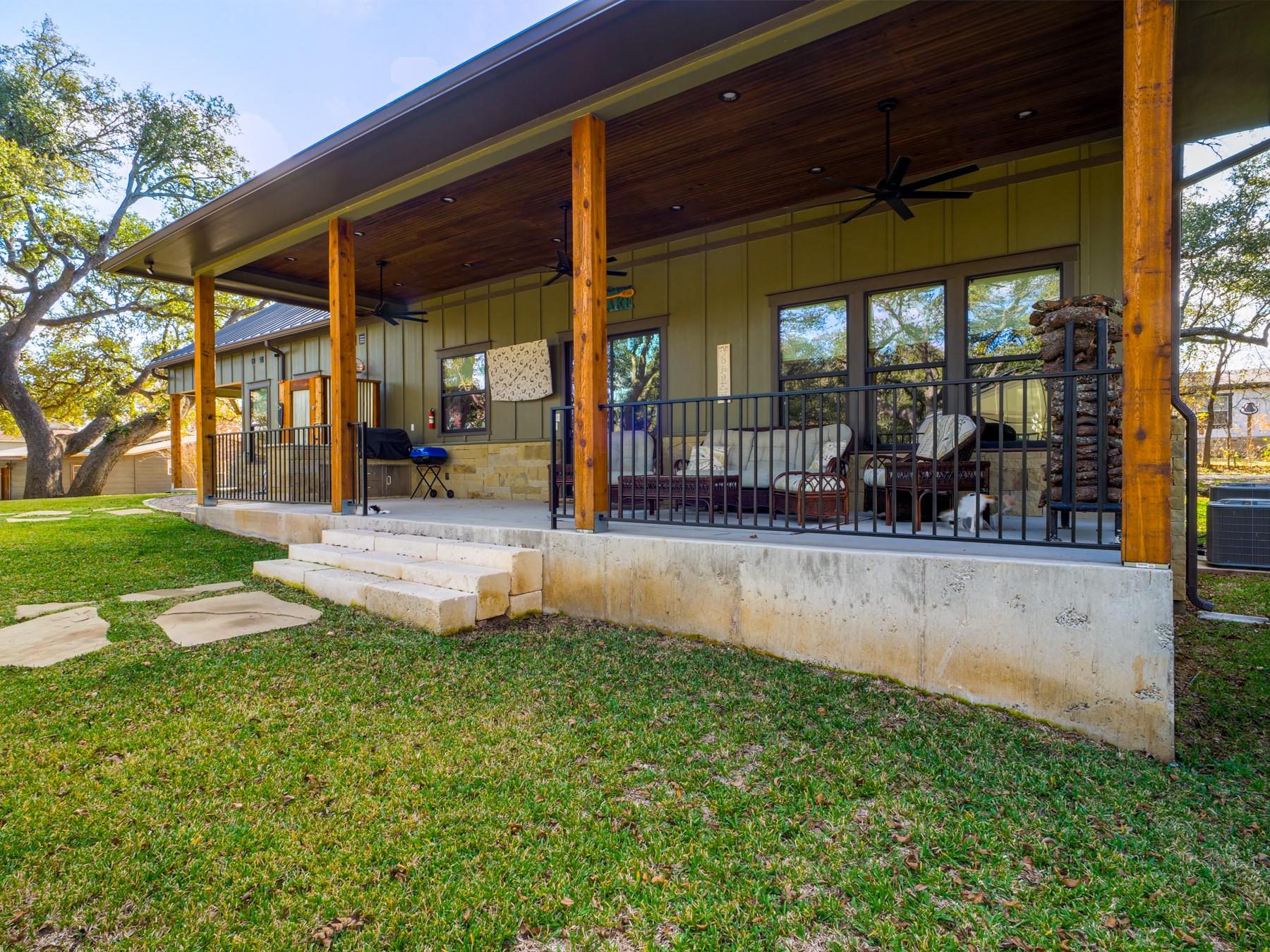 Kingsland, Texas, 78639, United States, 5 Bedrooms Bedrooms, ,4 BathroomsBathrooms,Residential,Active,2006783