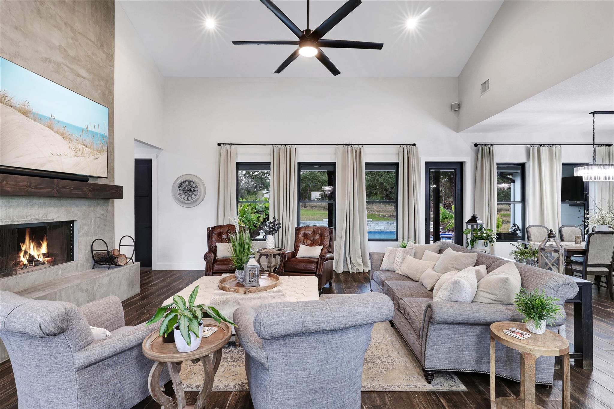 New Braunfels, Texas, 78132, United States, 4 Bedrooms Bedrooms, ,4 BathroomsBathrooms,Residential,Active,1929930