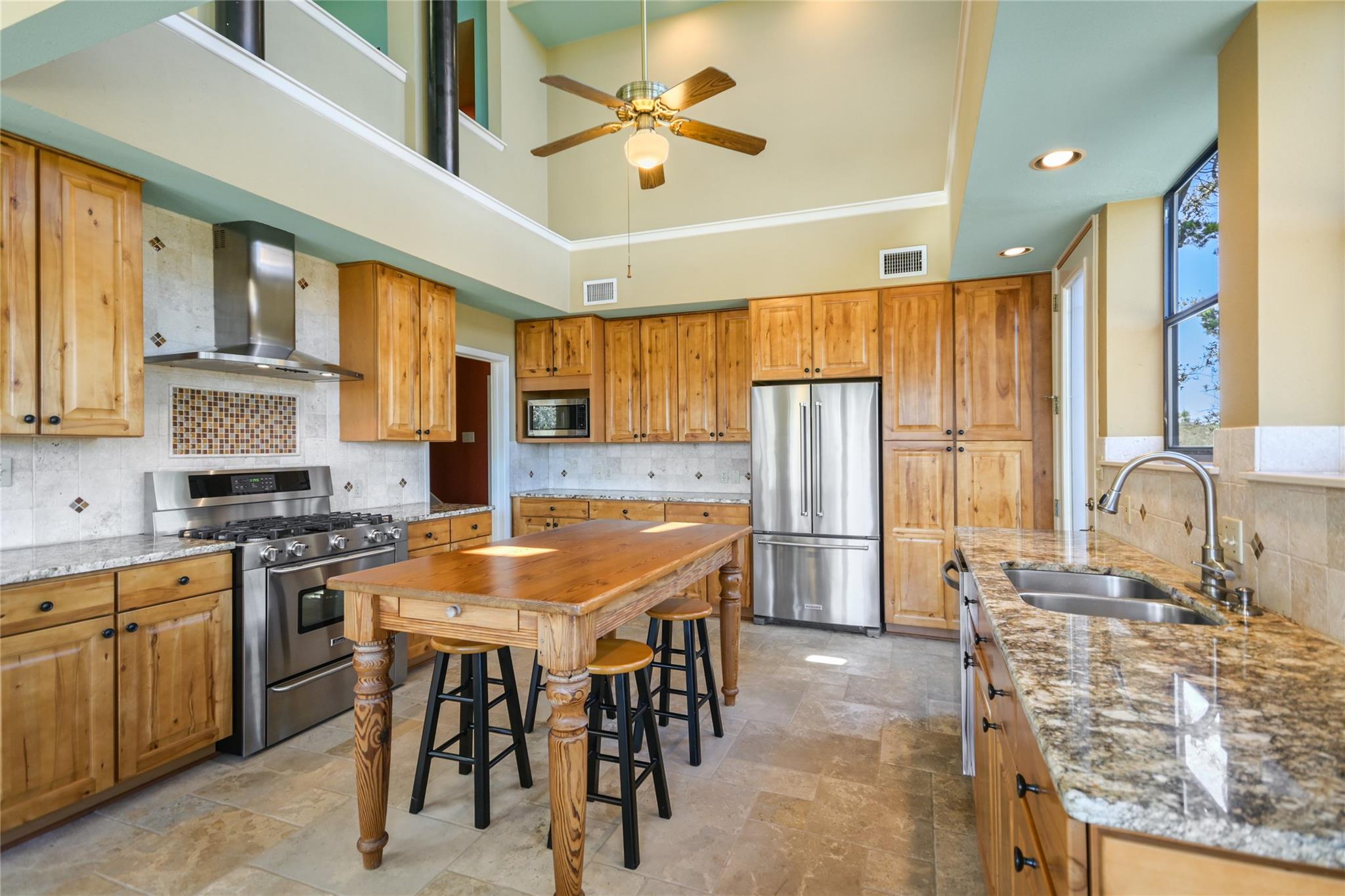 Dripping Springs, Texas, 78620, United States, ,3 BathroomsBathrooms,Residential,Active,1704418