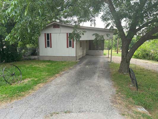 303 S GRANGER ST, GRANGER, TX 76530 - Image 1