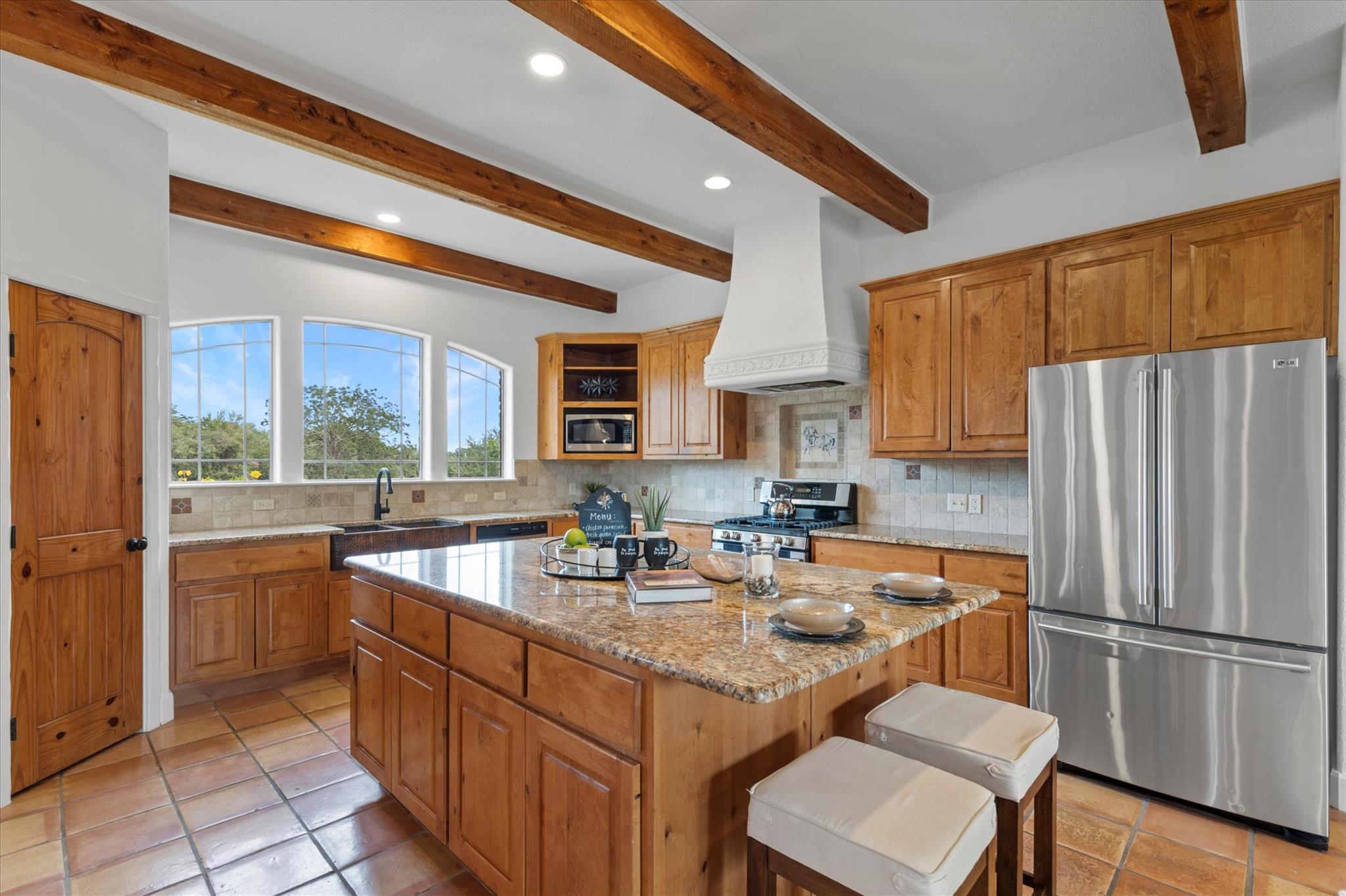 Smithville, Texas, 78957, United States, 4 Bedrooms Bedrooms, ,3 BathroomsBathrooms,Residential,Active,1933712