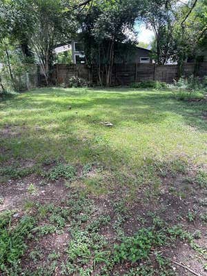 1213 FORT BRANCH BLVD, AUSTIN, TX 78721, photo 3 of 7