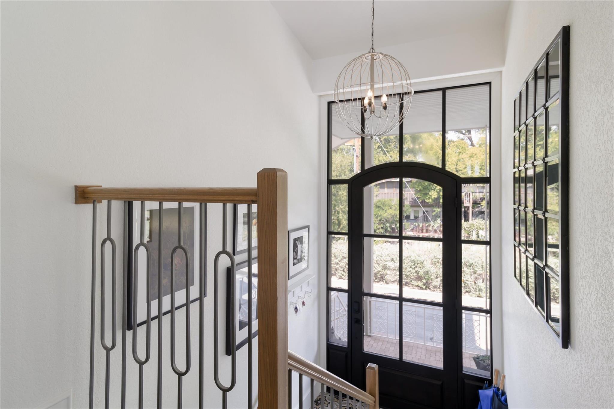 Kingsland, Texas, 78639, United States, 7 Bedrooms Bedrooms, ,6 BathroomsBathrooms,Residential,Active,1946434