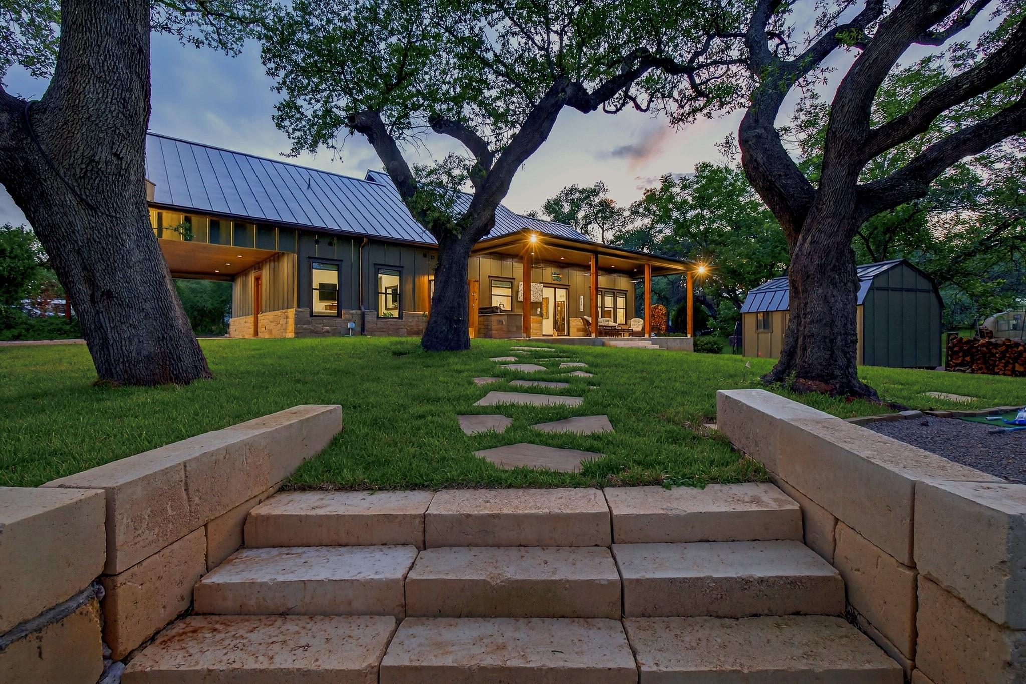 Kingsland, Texas, 78639, United States, 5 Bedrooms Bedrooms, ,4 BathroomsBathrooms,Residential,Active,2006783