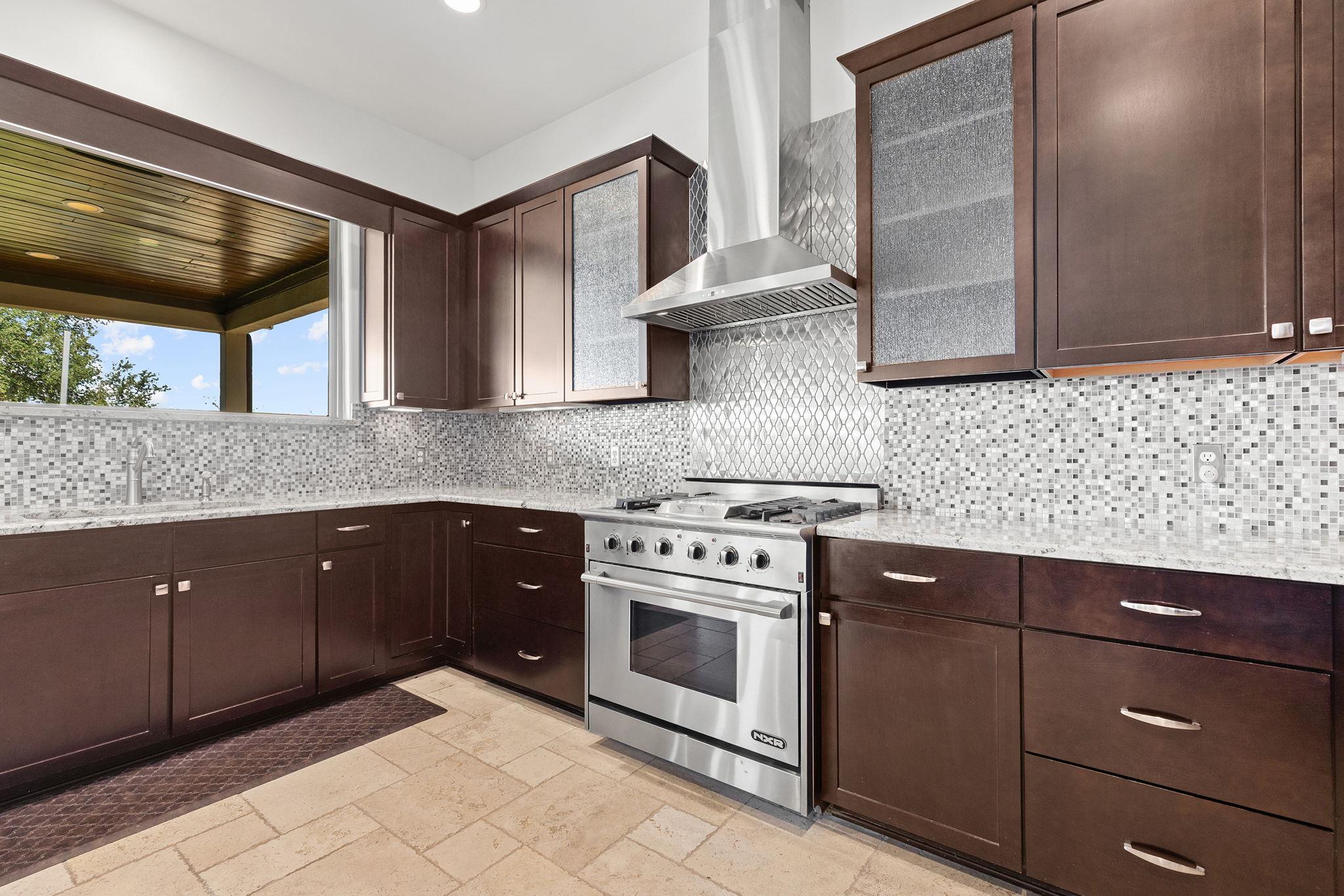 Elgin, Texas, 78621, United States, 5 Bedrooms Bedrooms, ,4 BathroomsBathrooms,Residential,Active,2006921