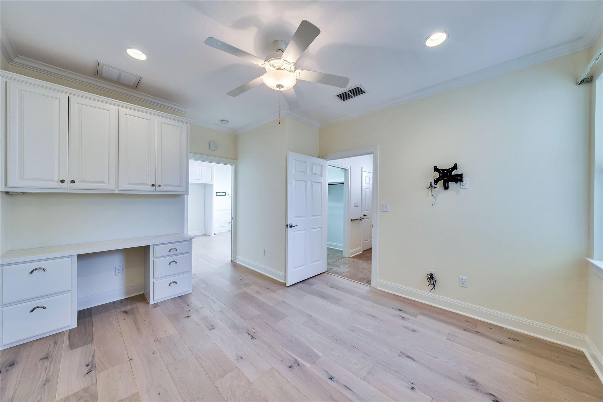 Austin, TX, 78734, United States, 5 Bedrooms Bedrooms, ,5 BathroomsBathrooms,Residential,Active,1704522