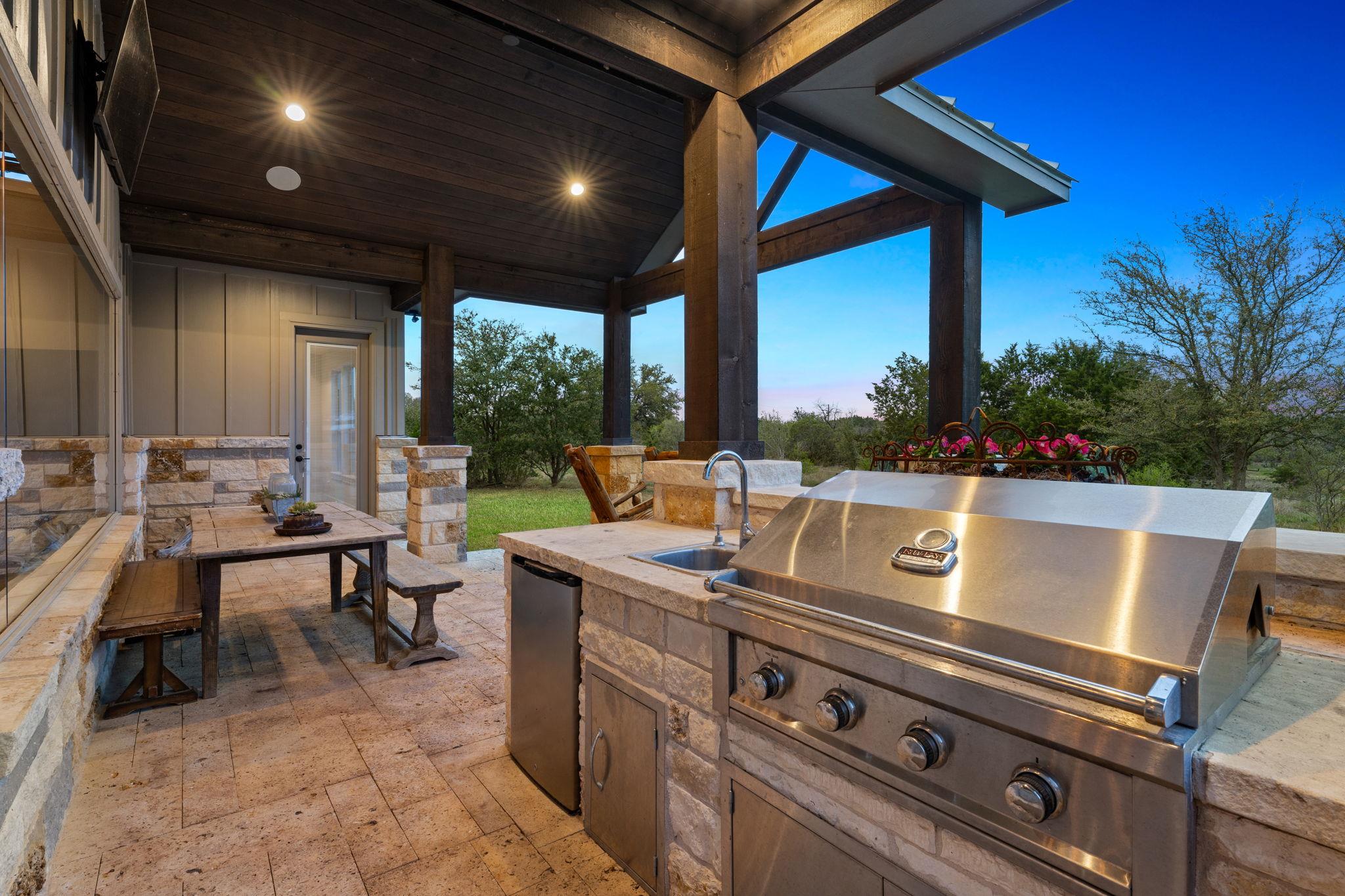 Spicewood, Texas, 78669, United States, 5 Bedrooms Bedrooms, ,6 BathroomsBathrooms,Residential,Active,2007979