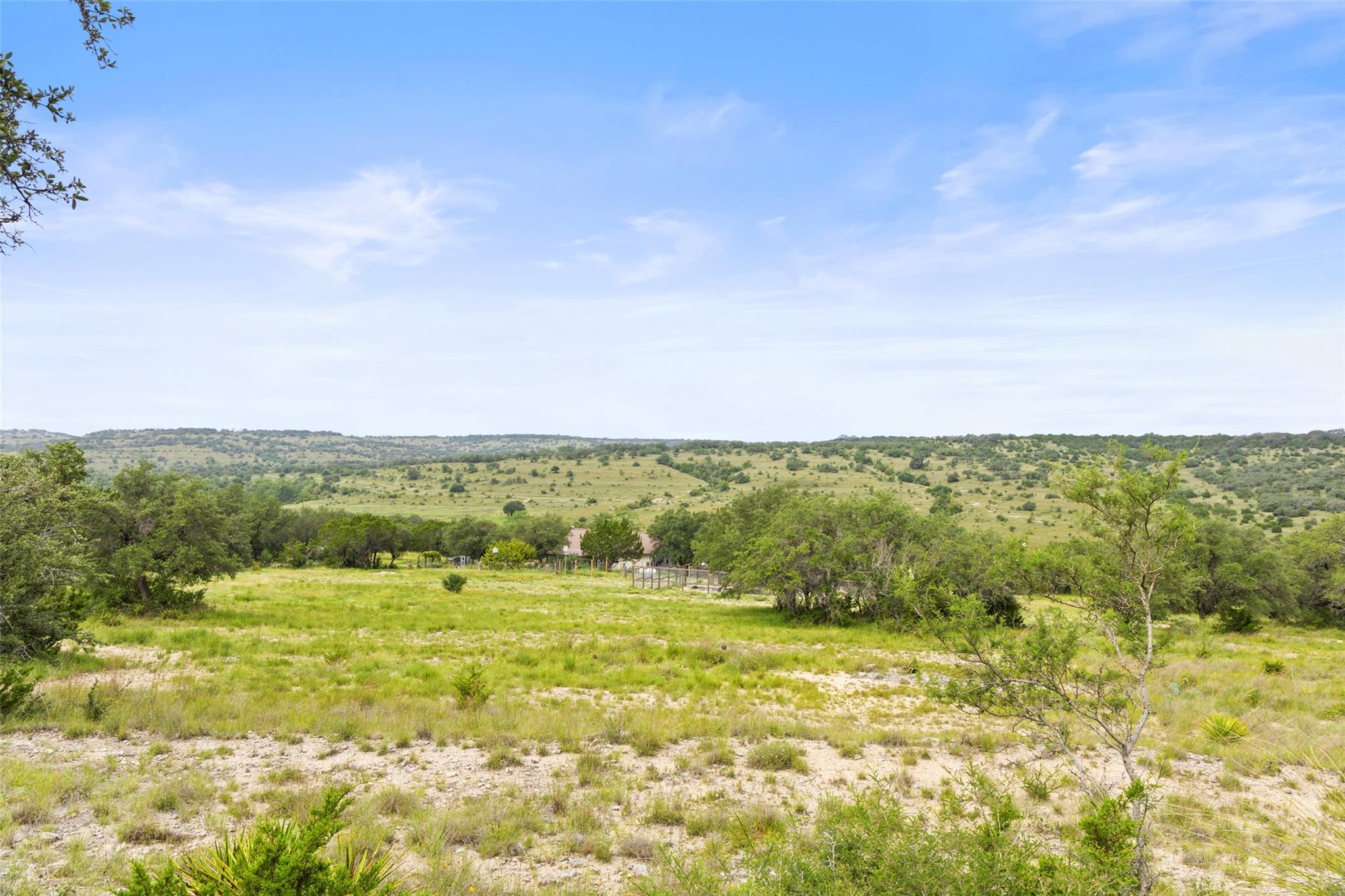 Spicewood, Texas, 78669, United States, 2 Bedrooms Bedrooms, ,2 BathroomsBathrooms,Residential,Active,1899916