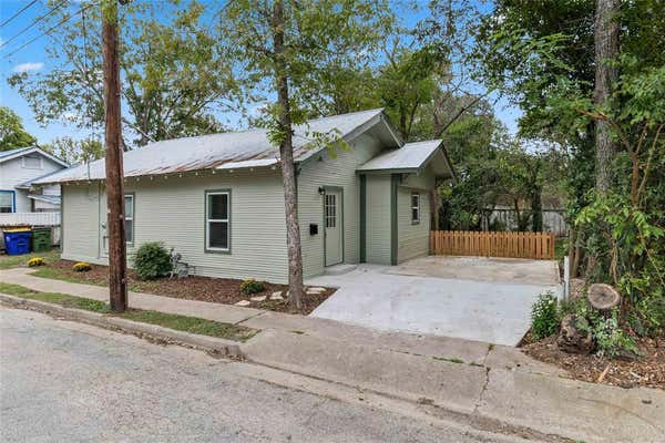 302 BOTTS ST, GONZALES, TX 78629 - Image 1