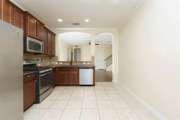 13400 BRIARWICK DR UNIT 2104, AUSTIN, TX 78729, photo 4 of 17