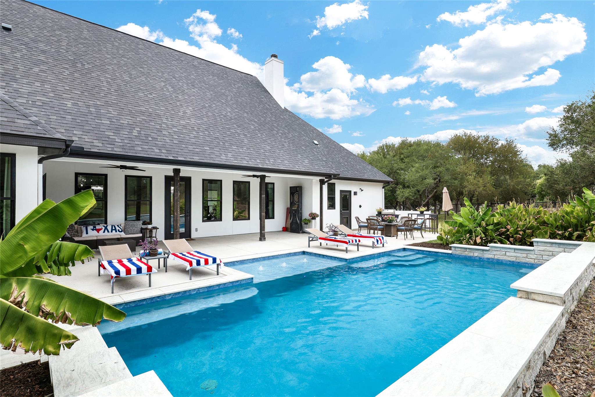 New Braunfels, Texas, 78132, United States, 4 Bedrooms Bedrooms, ,4 BathroomsBathrooms,Residential,Active,1929930