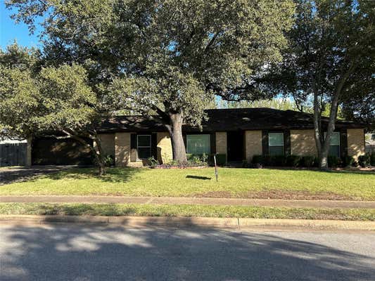 6803 FENCE LINE DR, AUSTIN, TX 78749 - Image 1