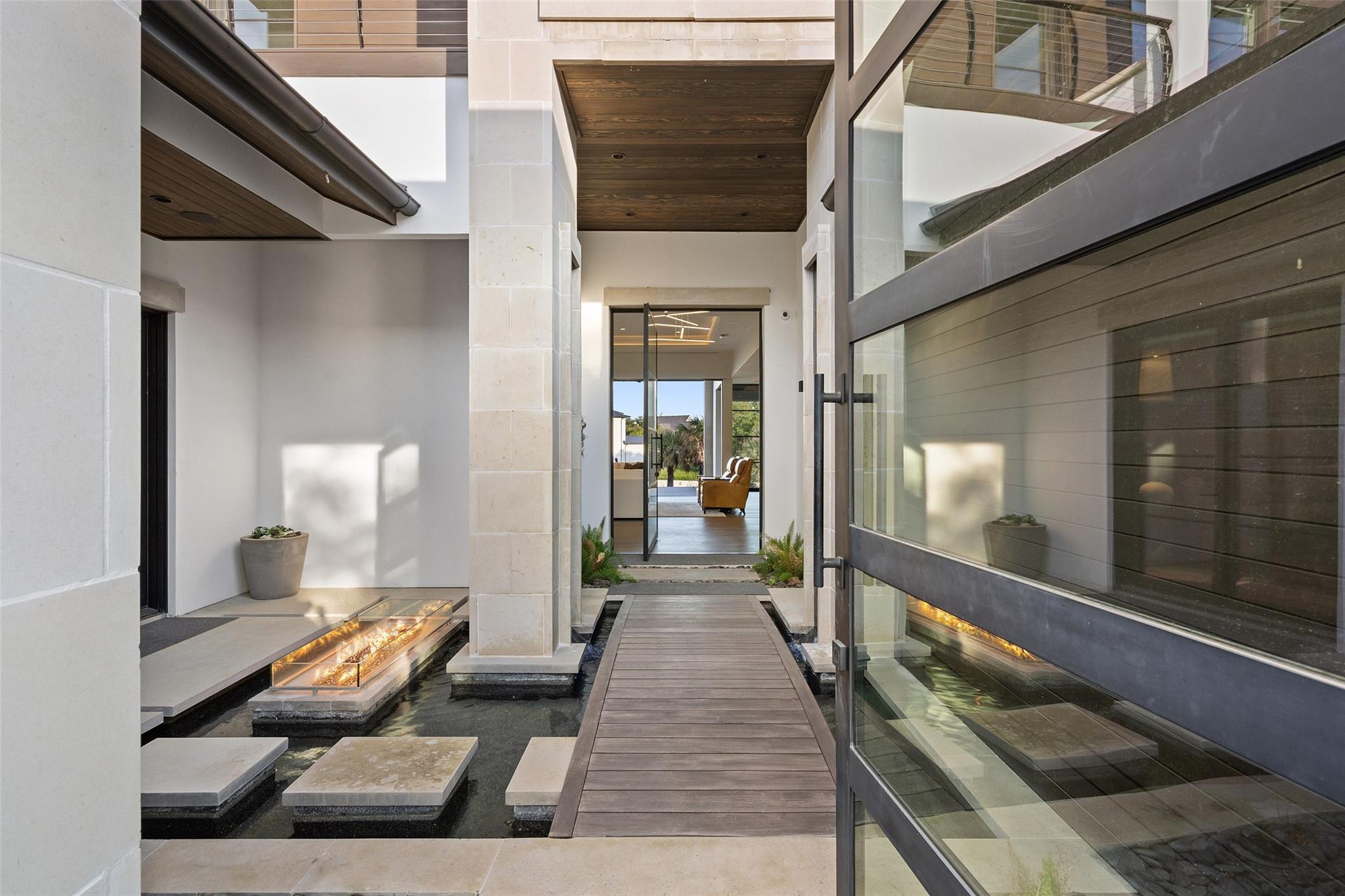 Horseshoe Bay, Texas, 78657, United States, ,8 BathroomsBathrooms,Residential,Active,1704773