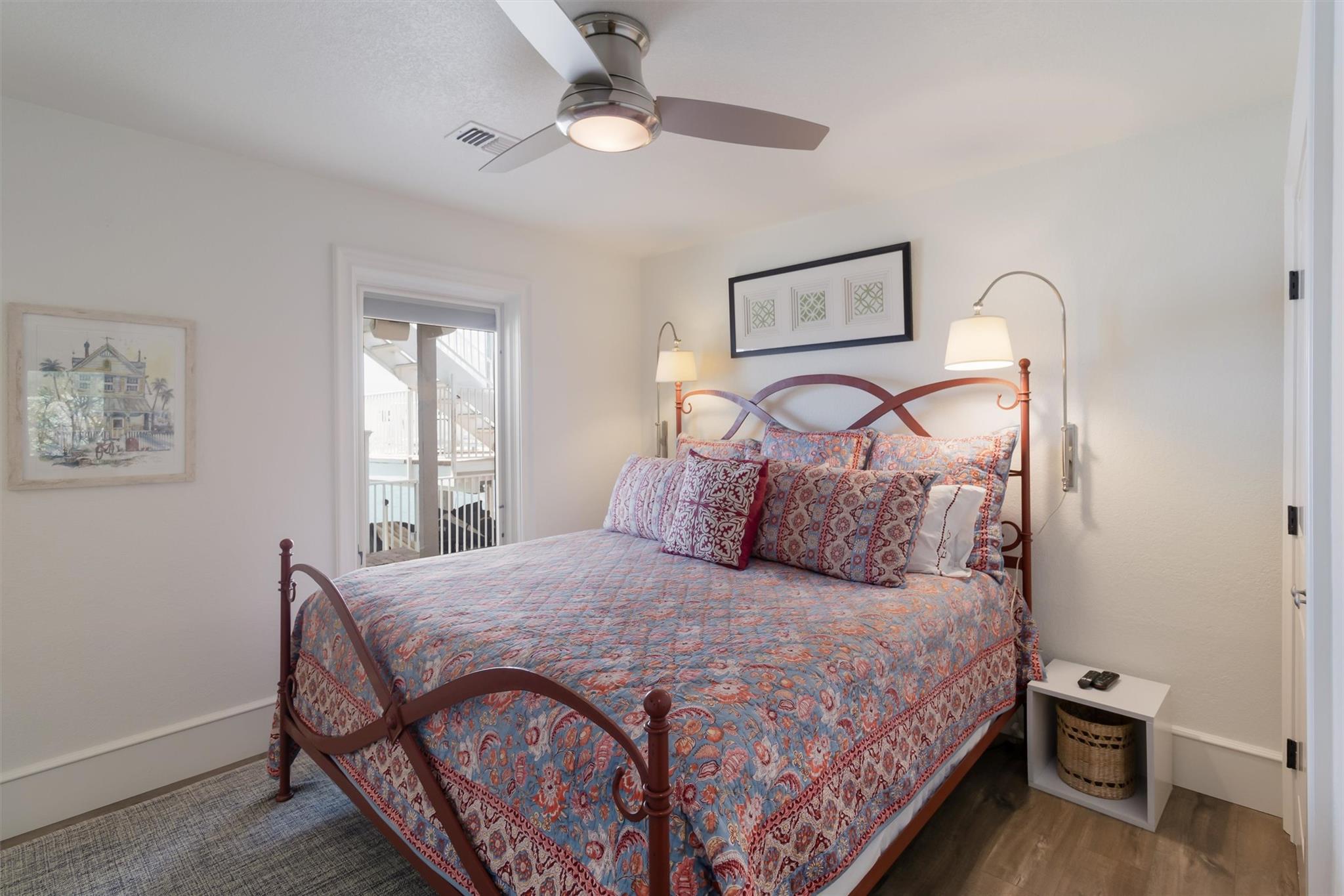 Kingsland, Texas, 78639, United States, 7 Bedrooms Bedrooms, ,6 BathroomsBathrooms,Residential,Active,1946434