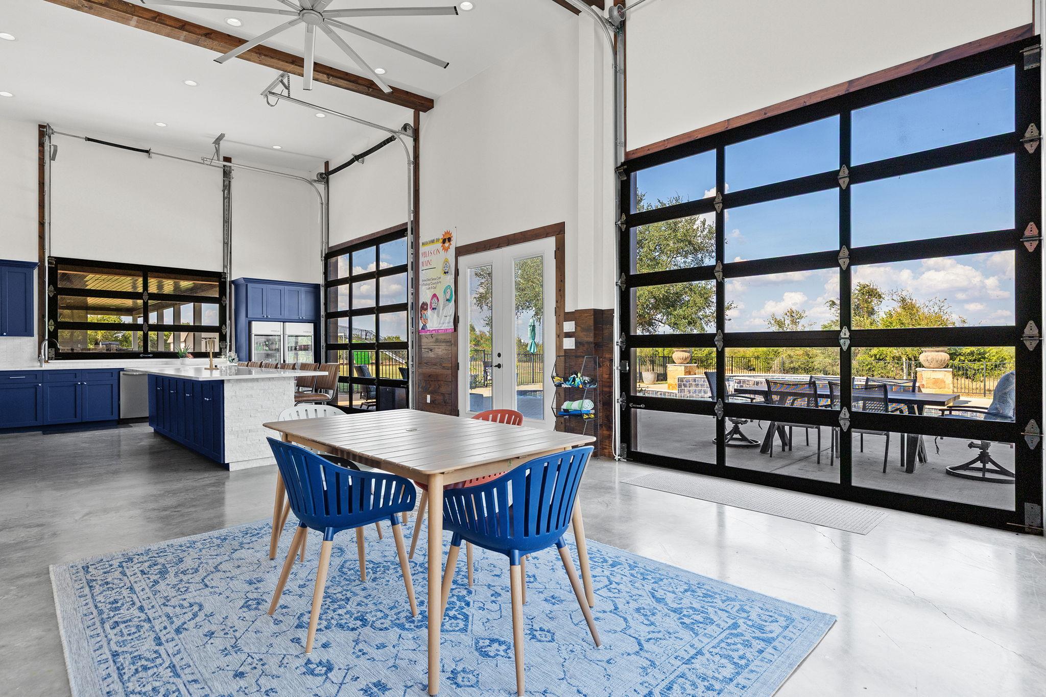 Elgin, Texas, 78621, United States, 5 Bedrooms Bedrooms, ,4 BathroomsBathrooms,Residential,Active,2006921