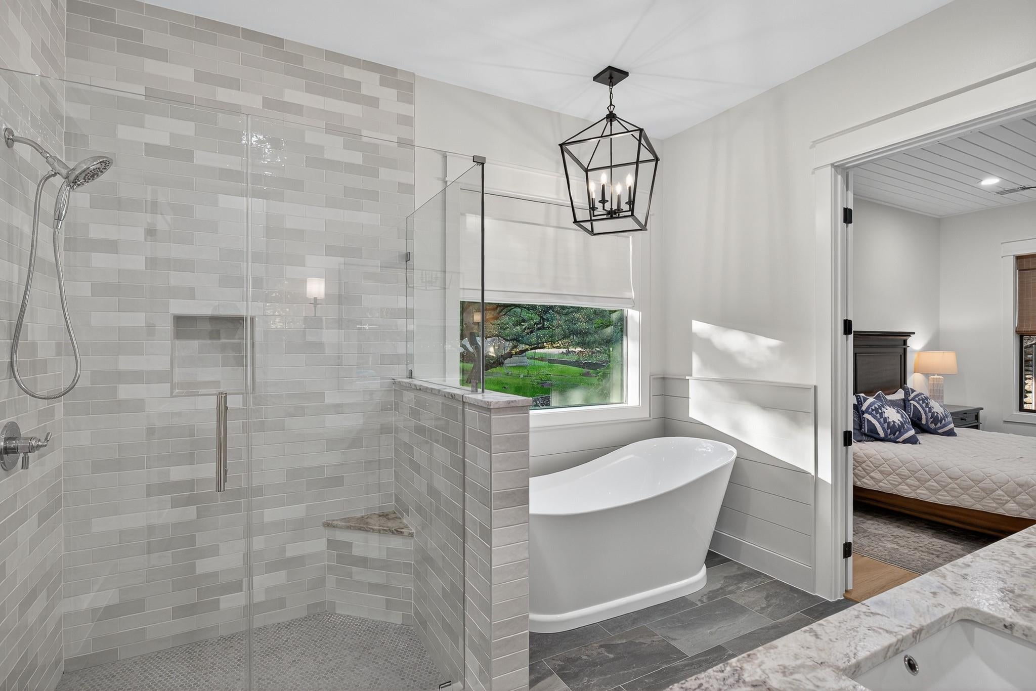 Kingsland, Texas, 78639, United States, 5 Bedrooms Bedrooms, ,4 BathroomsBathrooms,Residential,Active,2006783