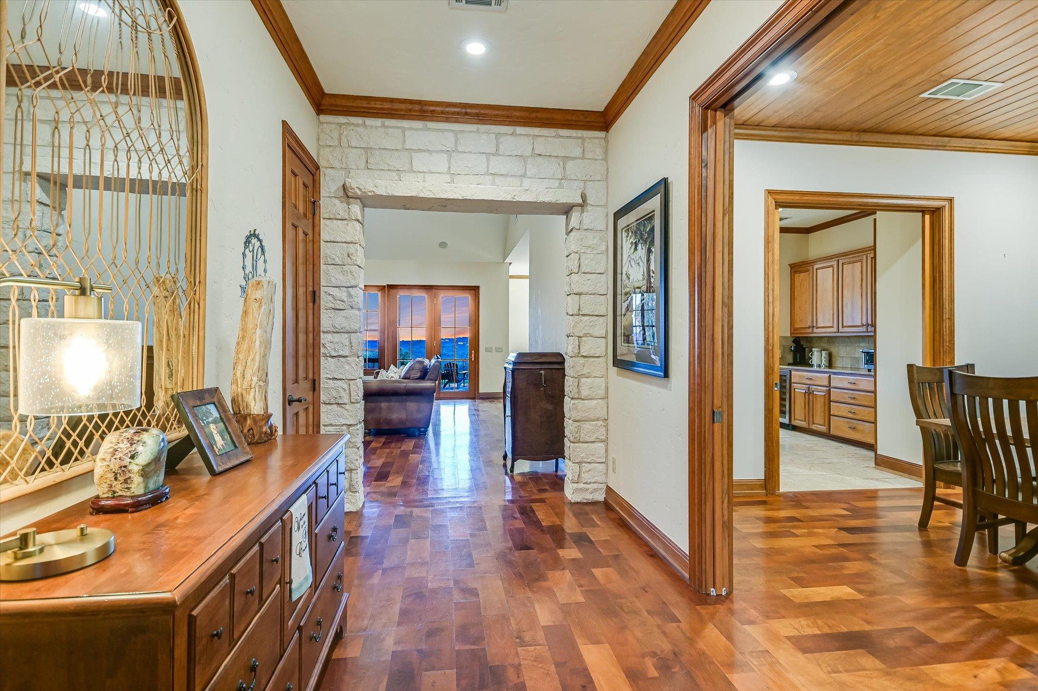 Wimberley, Texas, 78676, United States, 5 Bedrooms Bedrooms, ,4 BathroomsBathrooms,Residential,Active,1973530