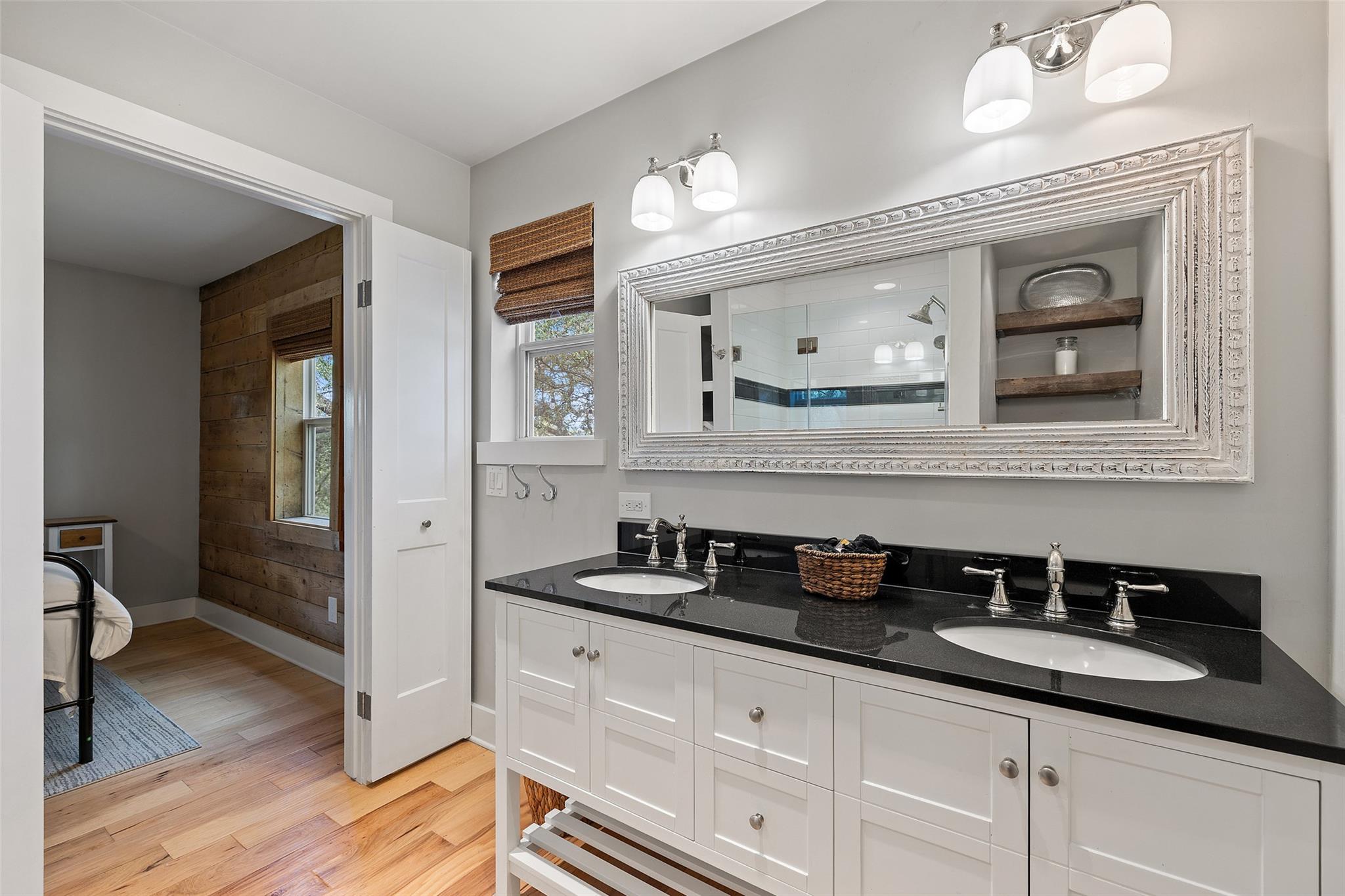 Spicewood, Texas, 78669, United States, 2 Bedrooms Bedrooms, ,2 BathroomsBathrooms,Residential,Active,1899916