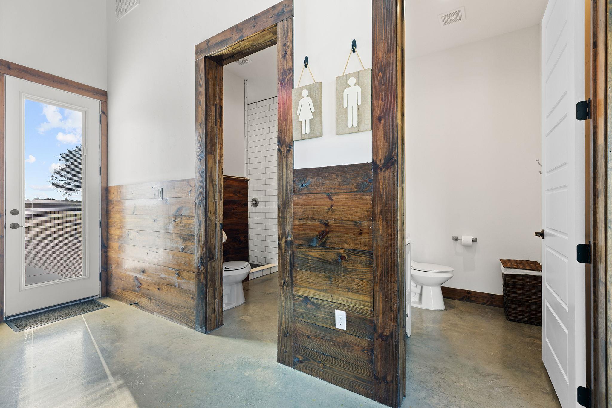 Elgin, Texas, 78621, United States, 5 Bedrooms Bedrooms, ,4 BathroomsBathrooms,Residential,Active,2006921