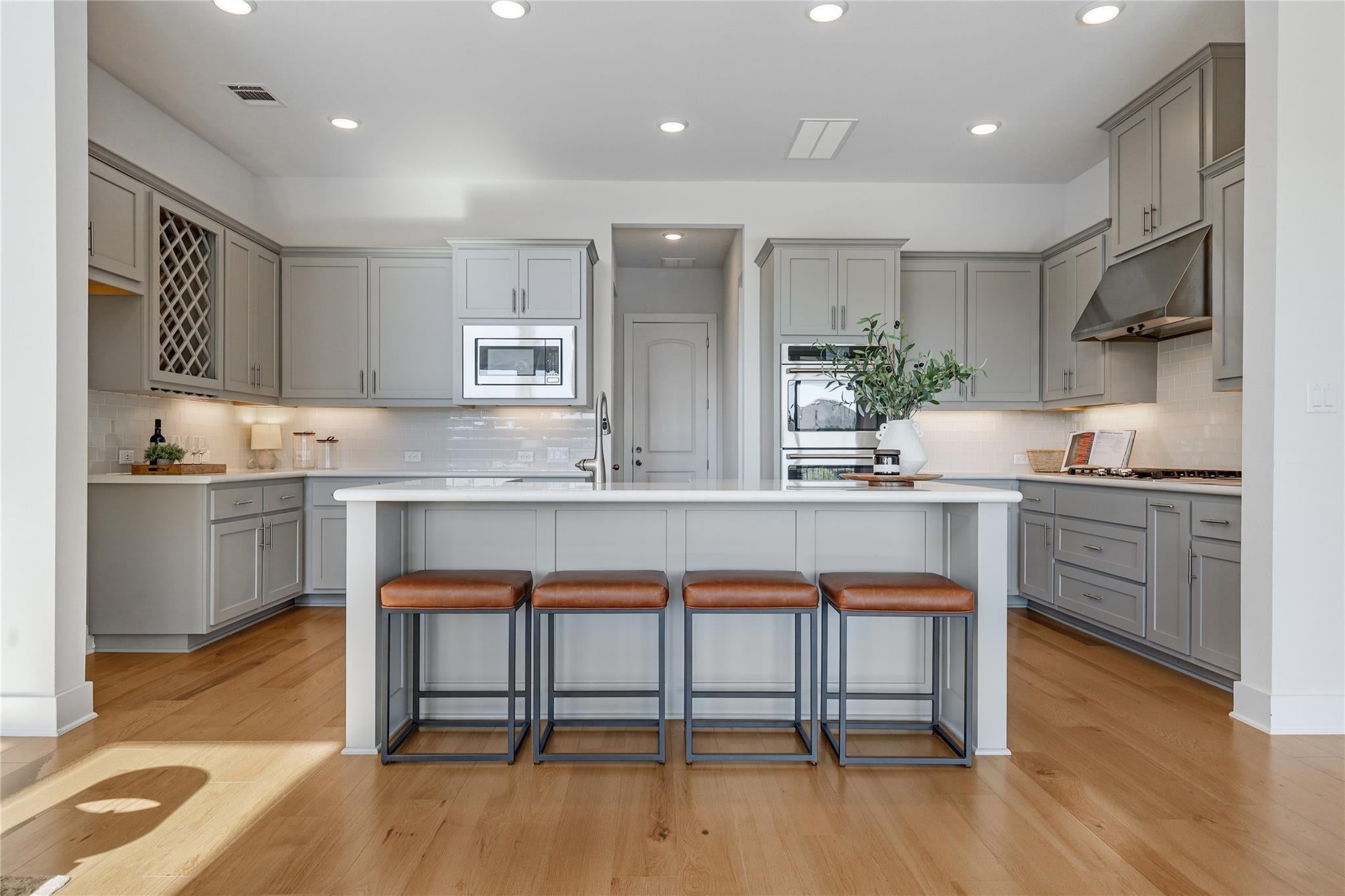 Leander, Texas, 78641, United States, 5 Bedrooms Bedrooms, ,6 BathroomsBathrooms,Residential,Active,1990674