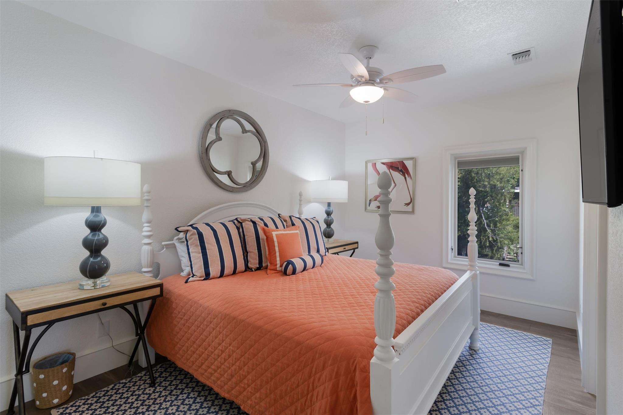 Kingsland, Texas, 78639, United States, 7 Bedrooms Bedrooms, ,6 BathroomsBathrooms,Residential,Active,1946434