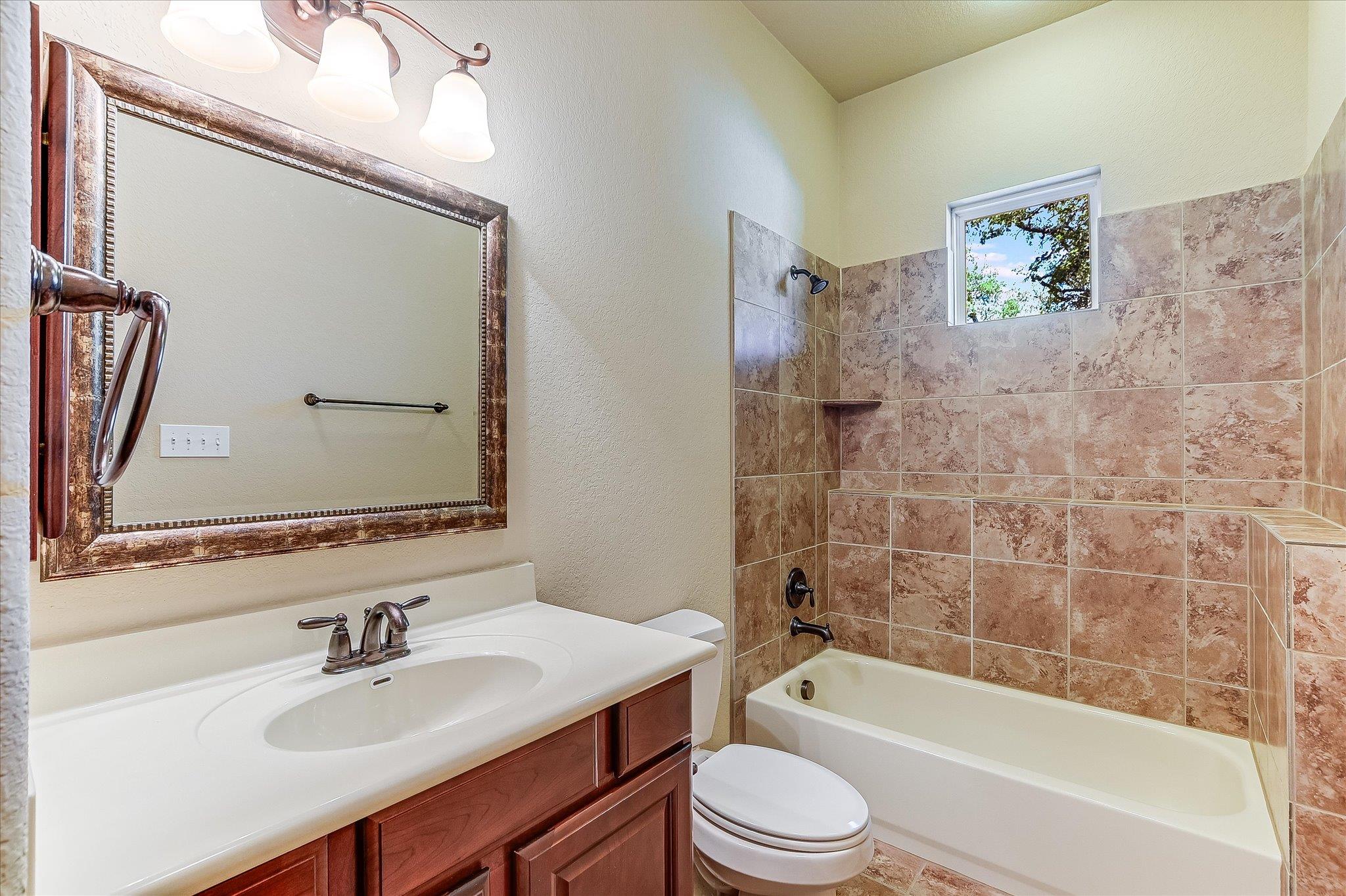Canyon Lake, Texas, 78133, United States, 4 Bedrooms Bedrooms, ,5 BathroomsBathrooms,Residential,Active,1765078