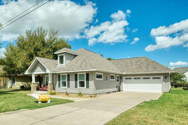 302 W METCALFE ST, HUTTO, TX 78634 - Image 1