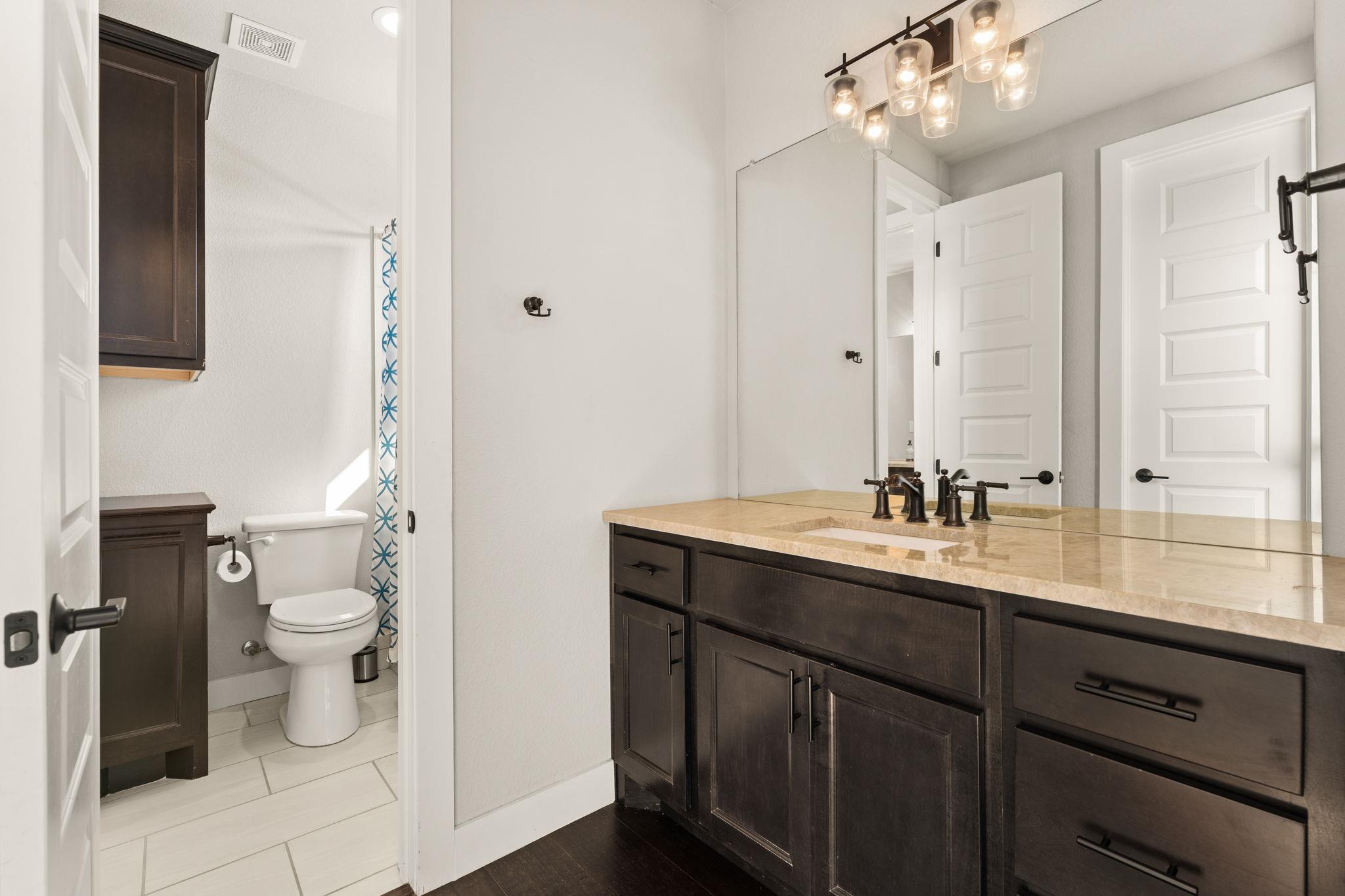 Spicewood, Texas, 78669, United States, 5 Bedrooms Bedrooms, ,6 BathroomsBathrooms,Residential,Active,2007979