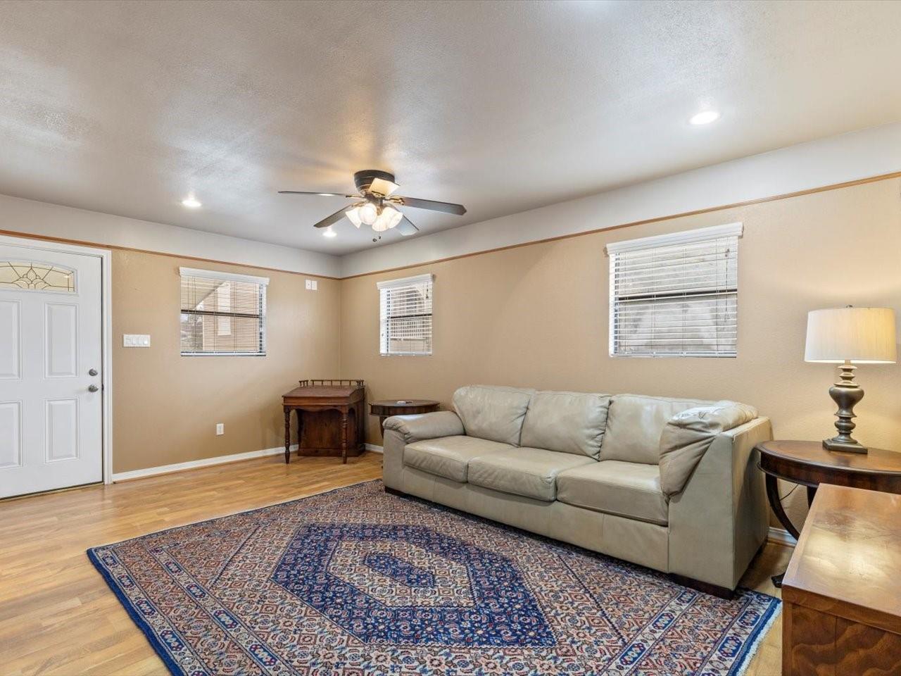 Bastrop, Texas, 78602, United States, ,6 BathroomsBathrooms,Residential,Active,1702572