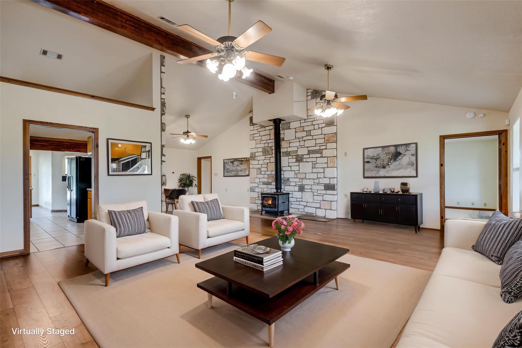 Spicewood, Texas, 78669, United States, ,3 BathroomsBathrooms,Residential,Active,1832331