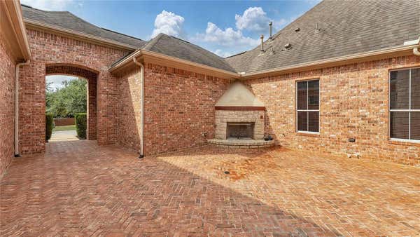 175 BLAZING STAR DR, AUSTIN, TX 78737, photo 4 of 40