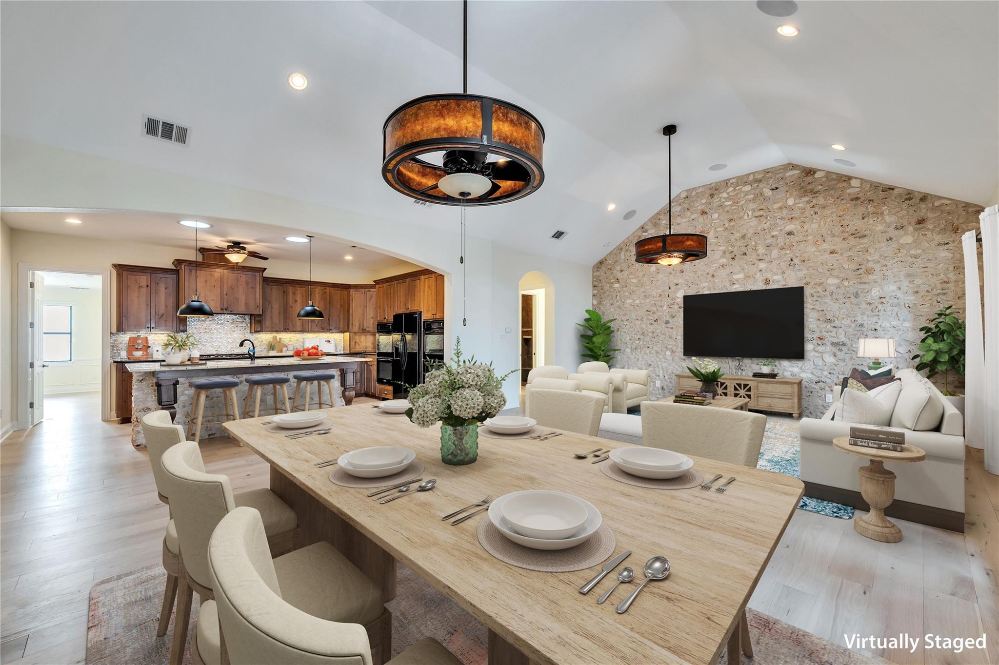 Austin, TX, 78734, United States, 5 Bedrooms Bedrooms, ,5 BathroomsBathrooms,Residential,Active,1704522