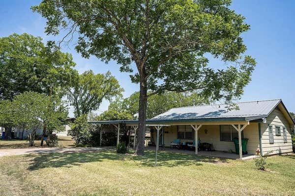 905 COLLEGE ST, BASTROP, TX 78602, photo 2 of 16