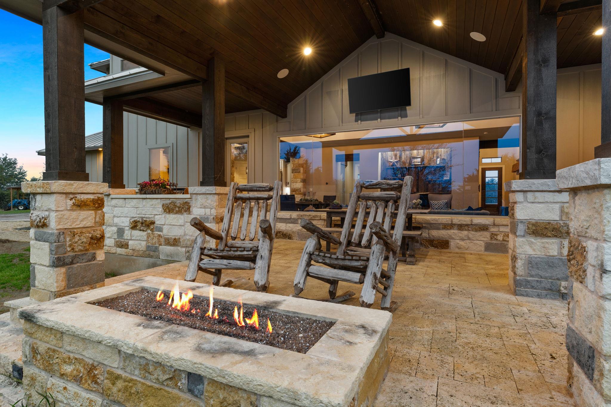 Spicewood, Texas, 78669, United States, 5 Bedrooms Bedrooms, ,6 BathroomsBathrooms,Residential,Active,2007979