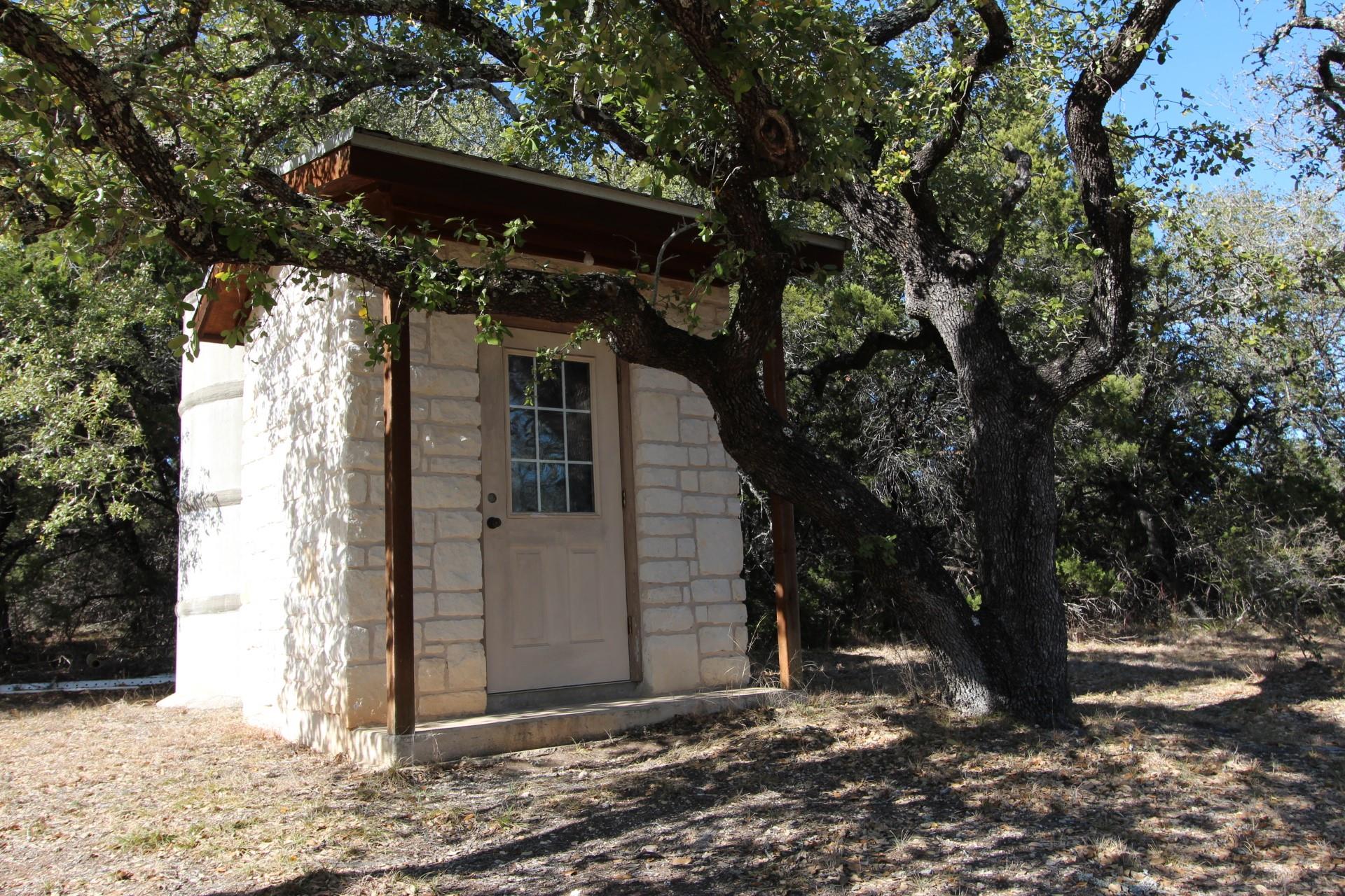 Spicewood, Texas, 78669, United States, ,3 BathroomsBathrooms,Residential,Active,1832331