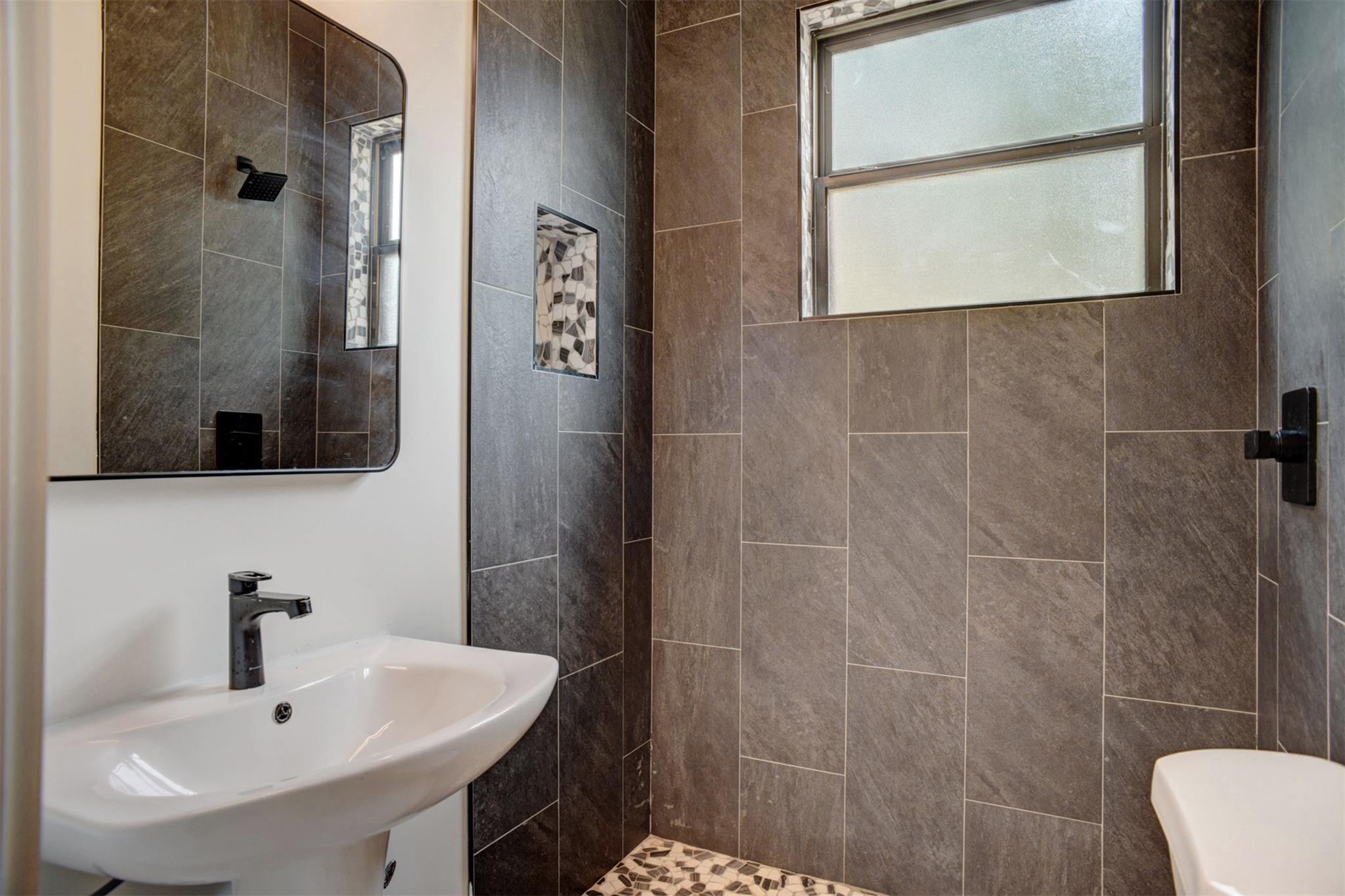 Red Rock, Texas, 78662, United States, ,4 BathroomsBathrooms,Residential,Active,1781796