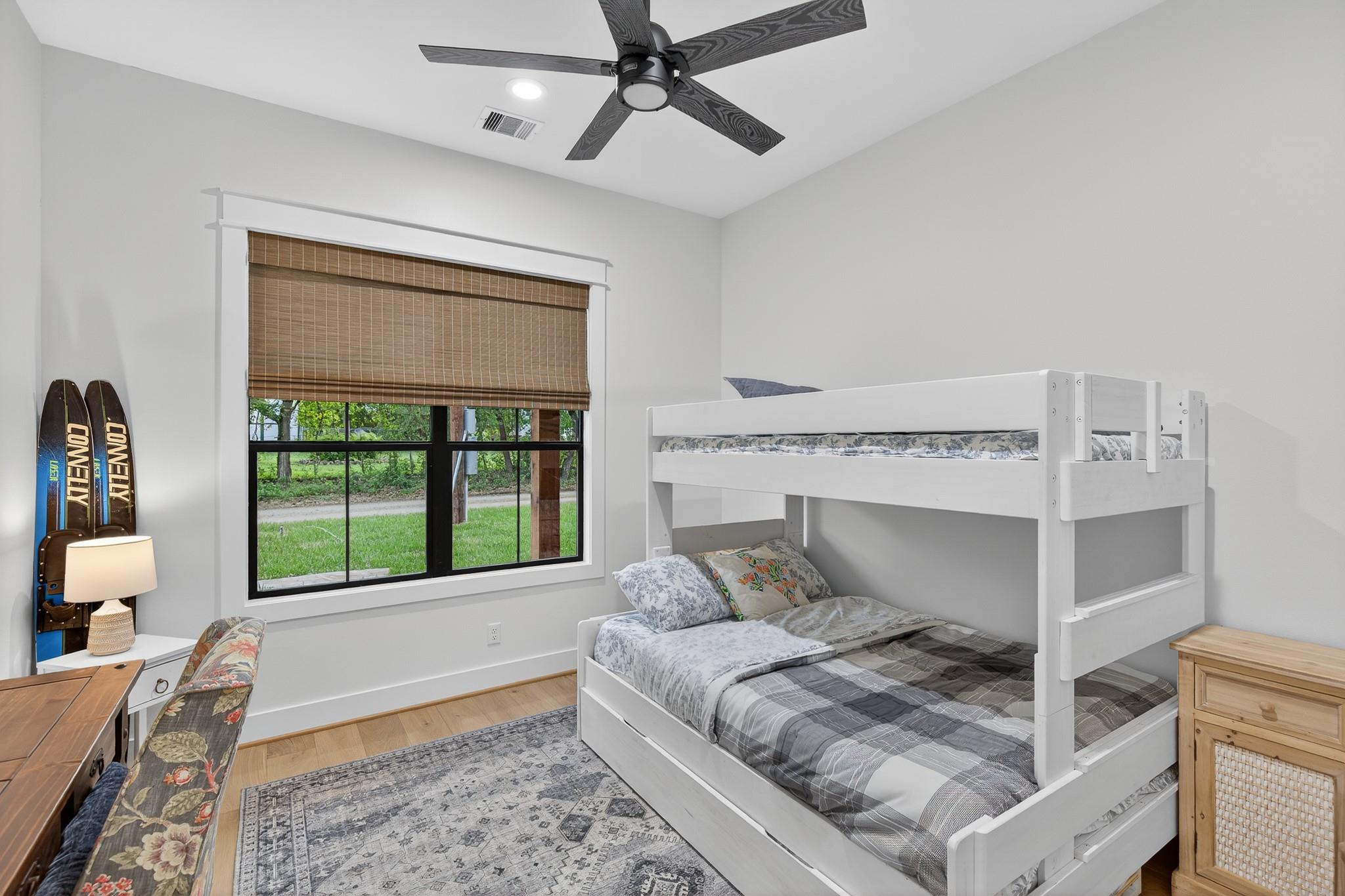 Kingsland, Texas, 78639, United States, 5 Bedrooms Bedrooms, ,4 BathroomsBathrooms,Residential,Active,2006783