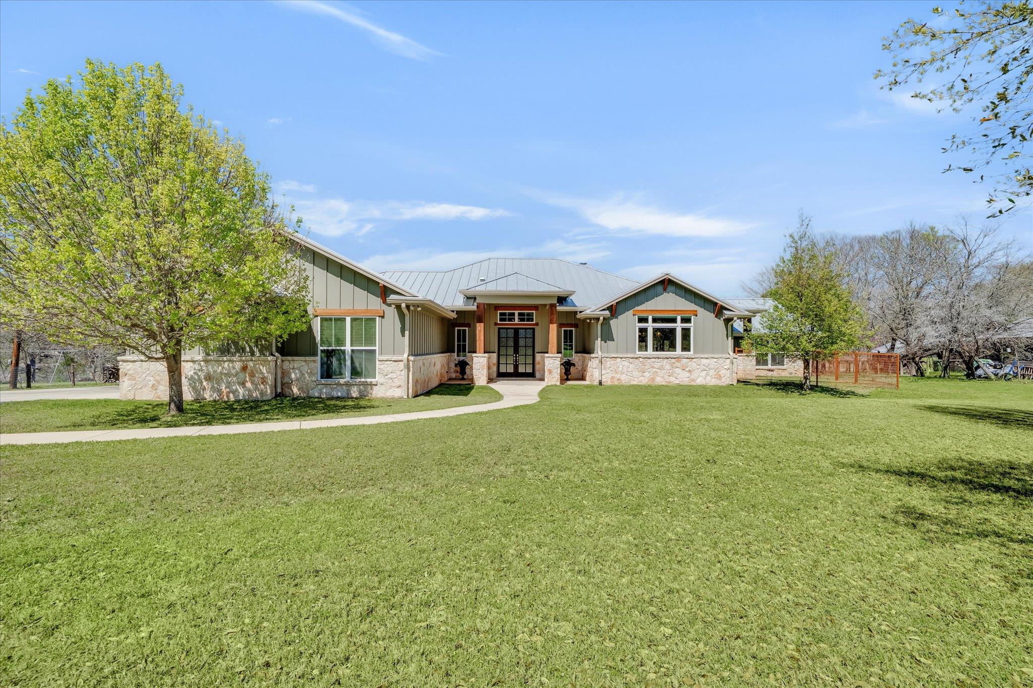 Wimberley, Texas, 78676, United States, 4 Bedrooms Bedrooms, ,4 BathroomsBathrooms,Residential,Active,1959958