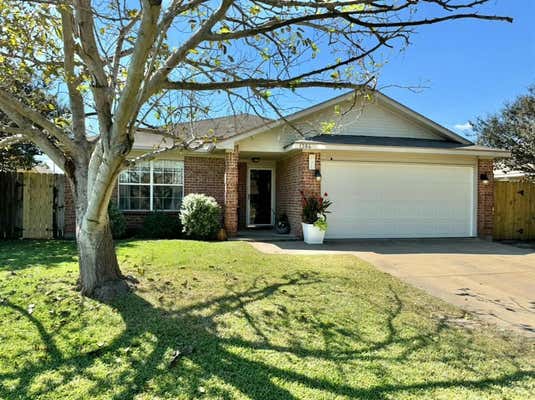 1384 E WASHINGTON ST, GIDDINGS, TX 78942 - Image 1